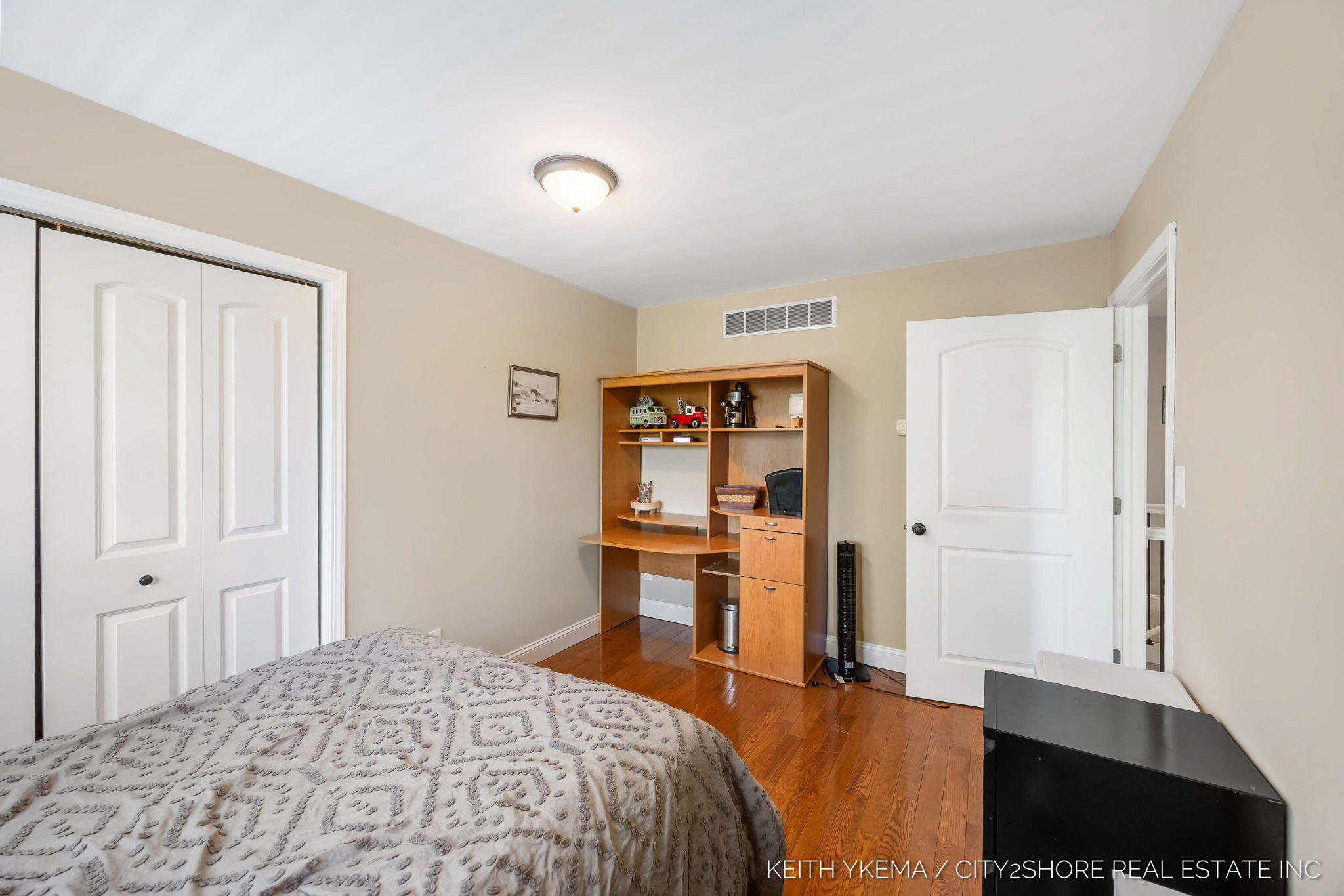 7453 Southwood SW Byron Center MI 49315