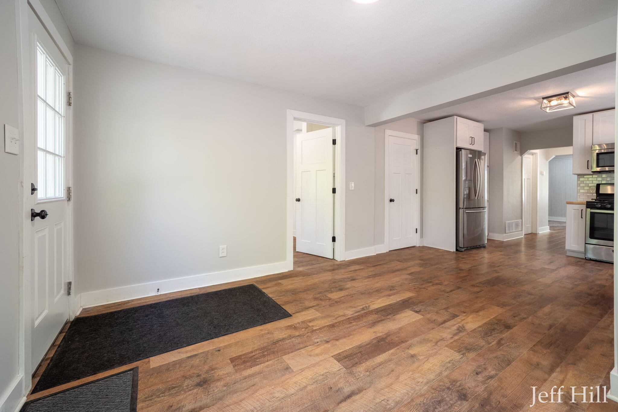 3637 Colonial Avenue NE Grand Rapids MI 49525