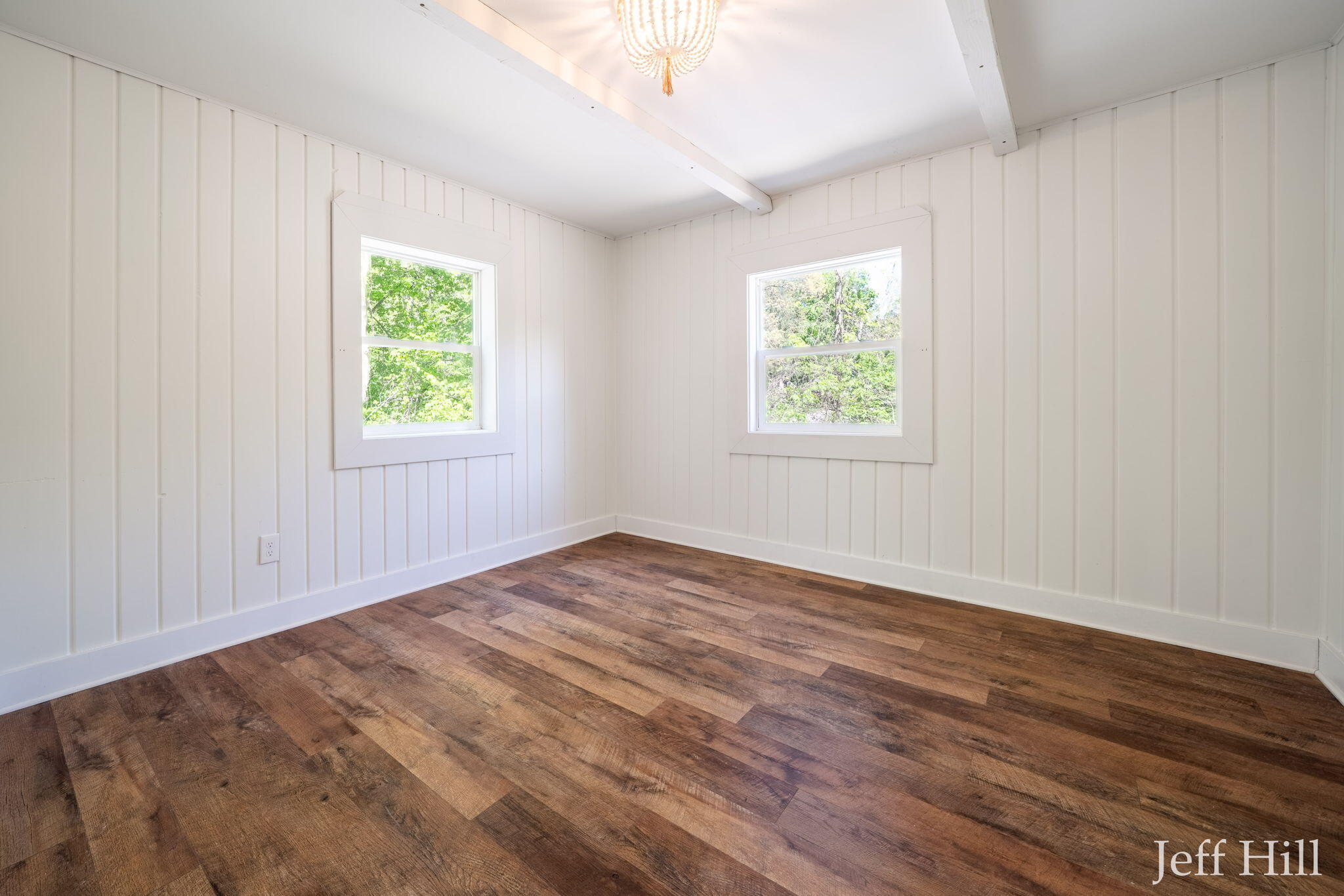 3637 Colonial Avenue NE Grand Rapids MI 49525
