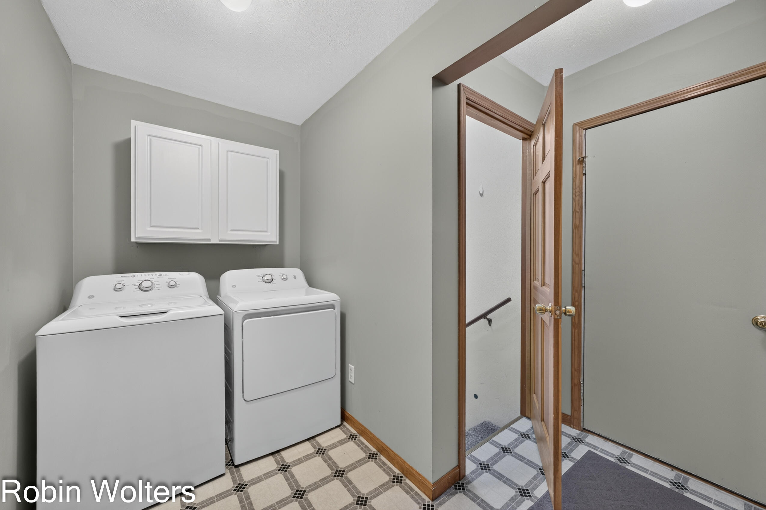 1969 Francis Avenue Muskegon MI 49442