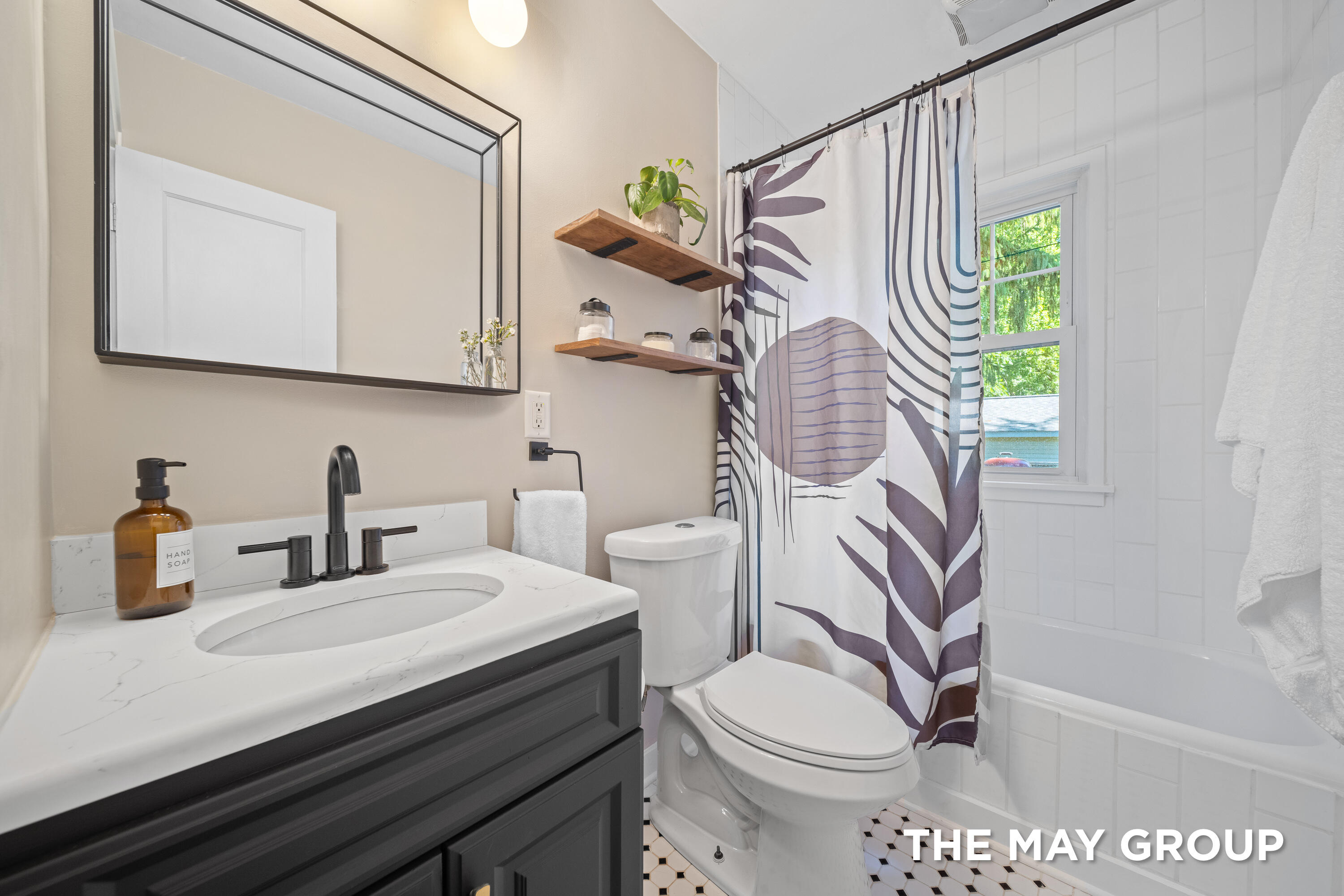 6291 Cascade Road SE Grand Rapids MI 49546