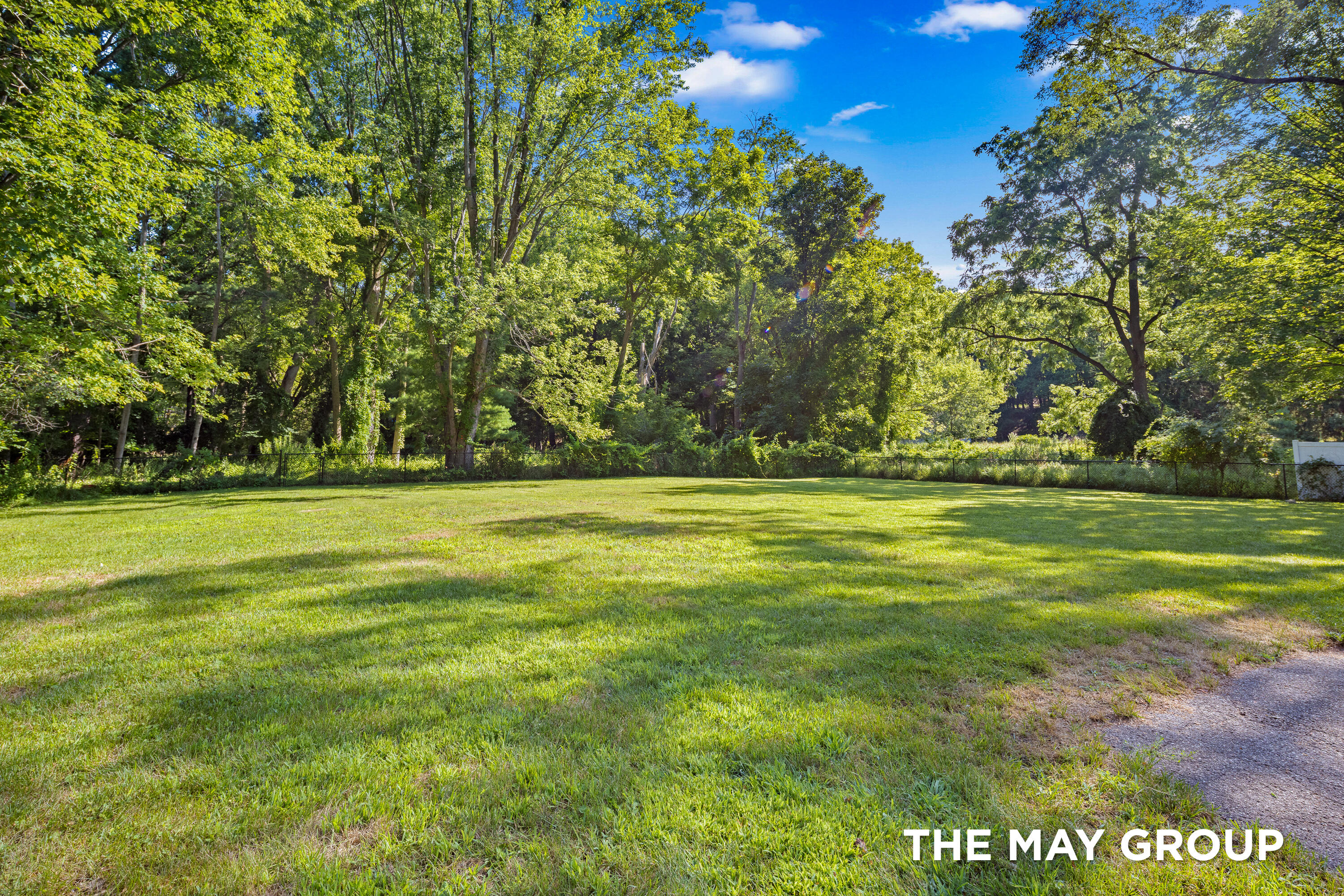 6291 Cascade Road SE Grand Rapids MI 49546