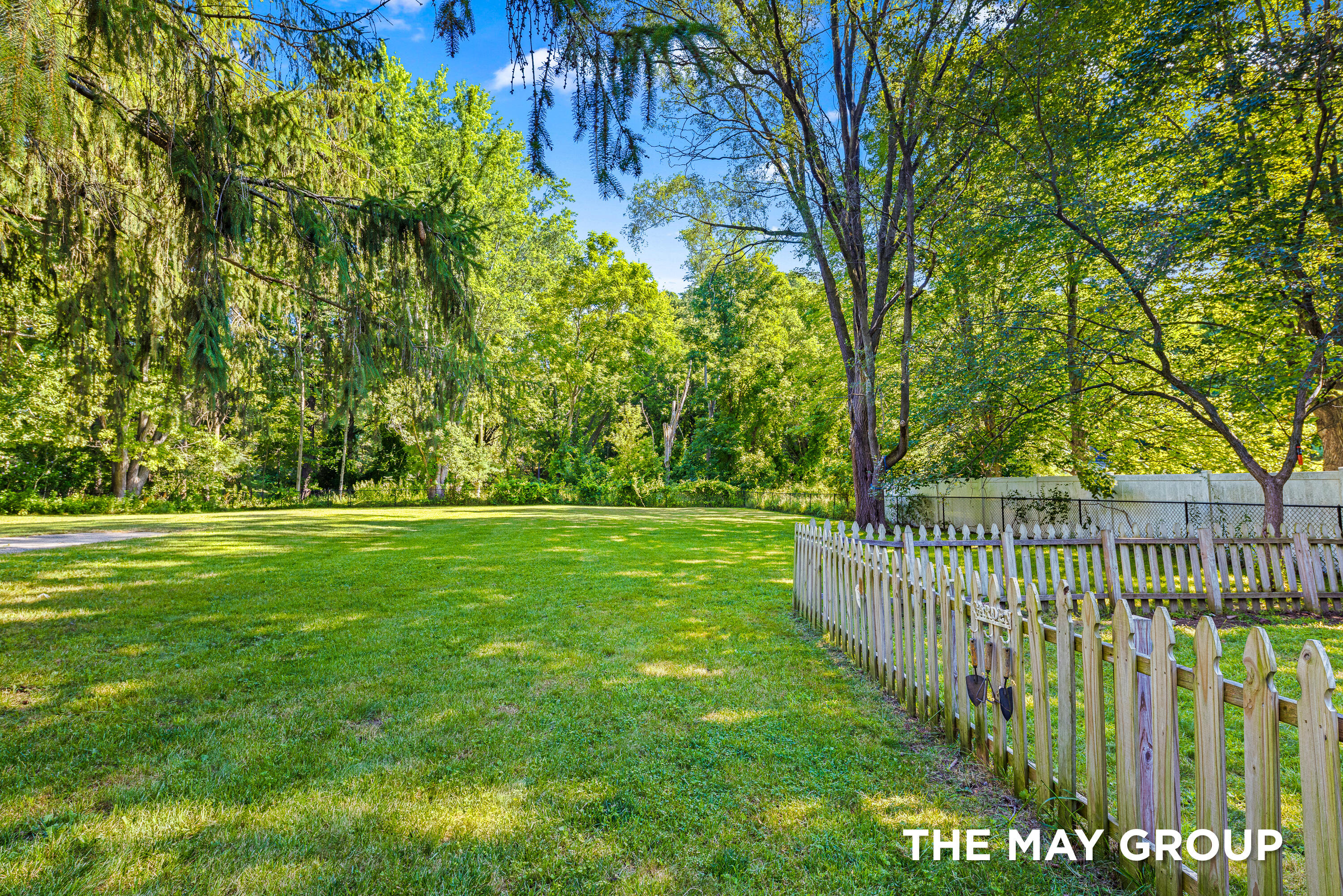 6291 Cascade Road SE Grand Rapids MI 49546