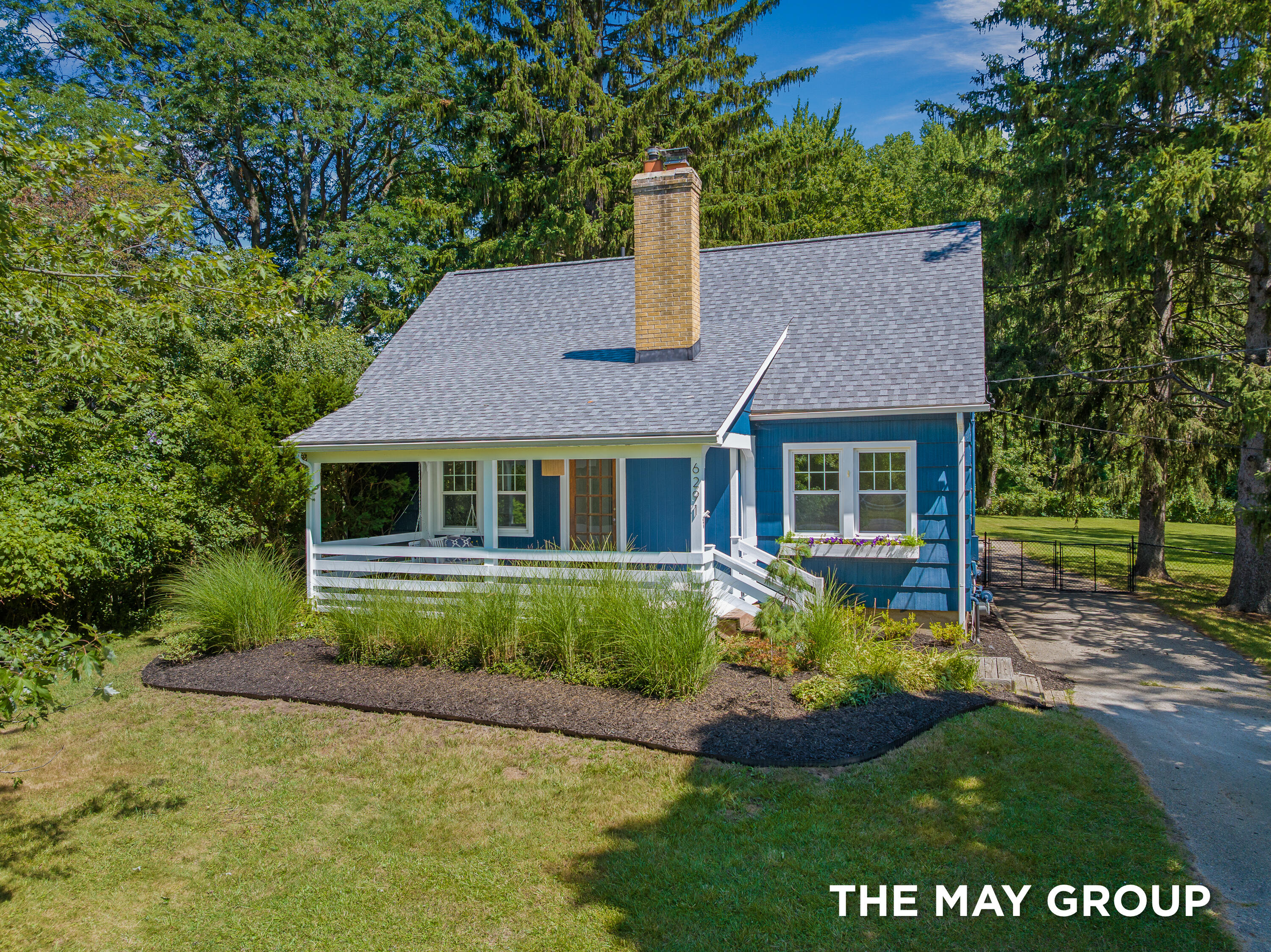 6291 Cascade Road SE Grand Rapids MI 49546