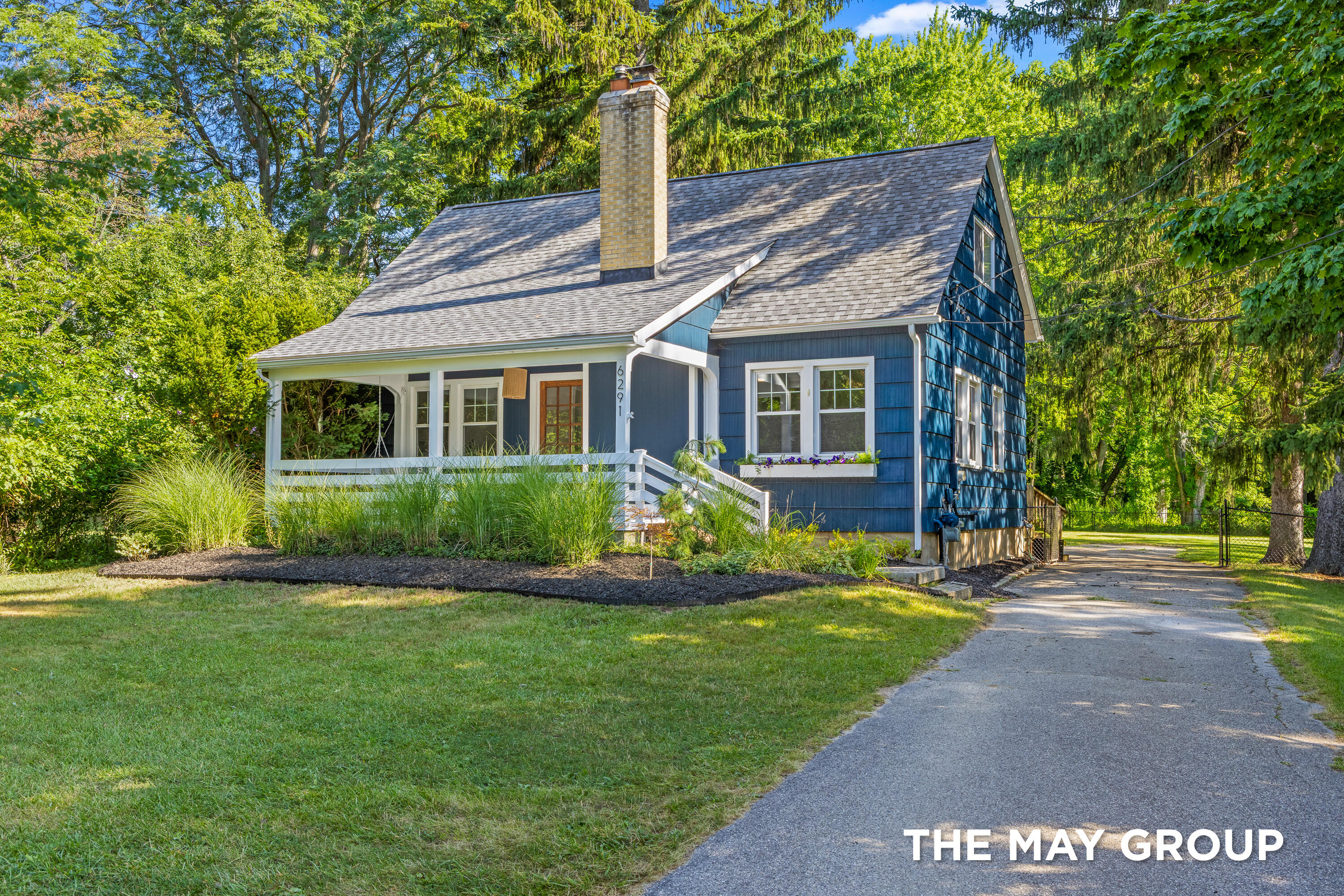 6291 Cascade Road SE Grand Rapids MI 49546