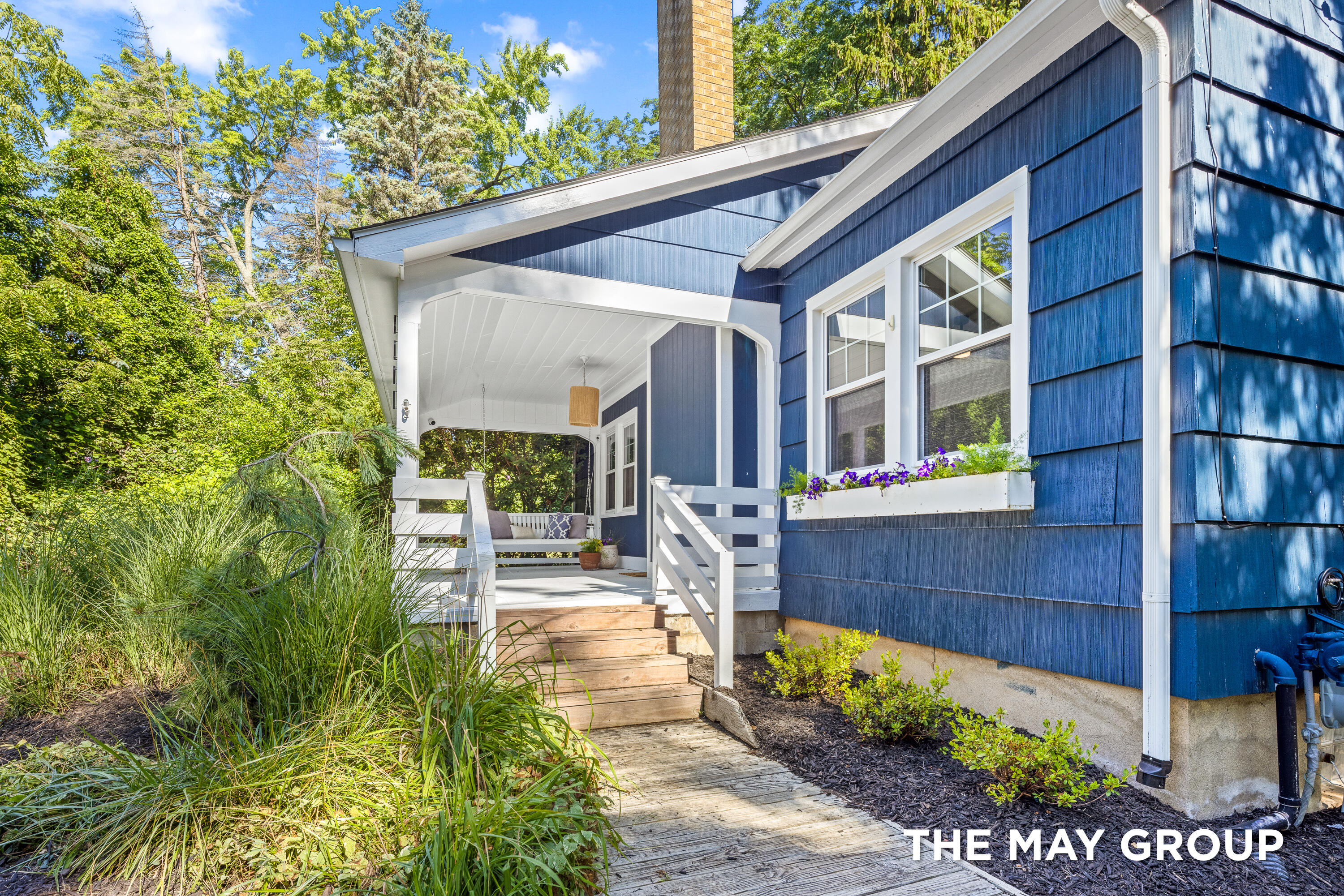 6291 Cascade Road SE Grand Rapids MI 49546