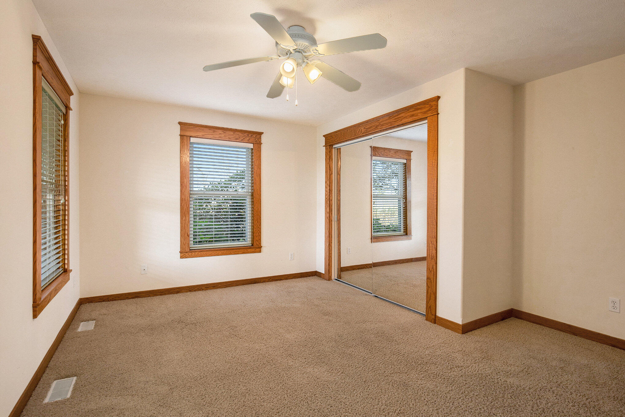 9975 Young Avenue NE Rockford MI 49341