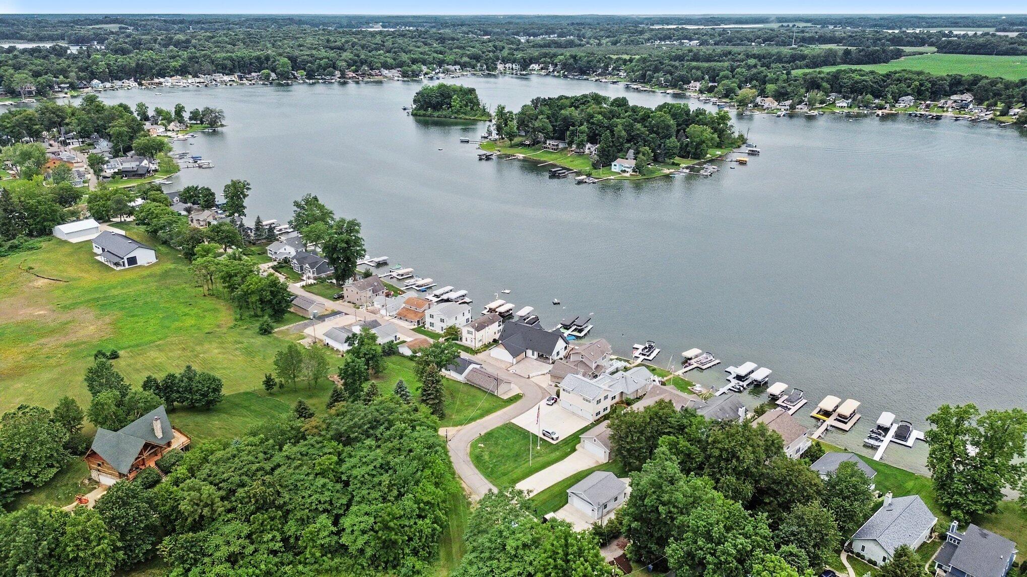 31218 Curran Beach Road Dowagiac MI 49047