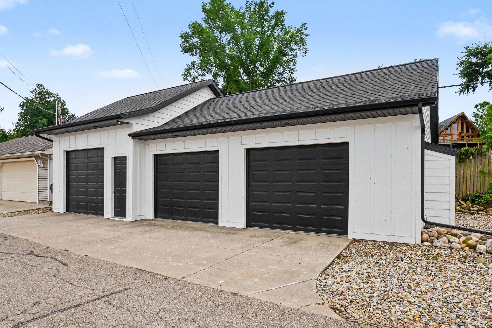 31218 Curran Beach Road Dowagiac MI 49047