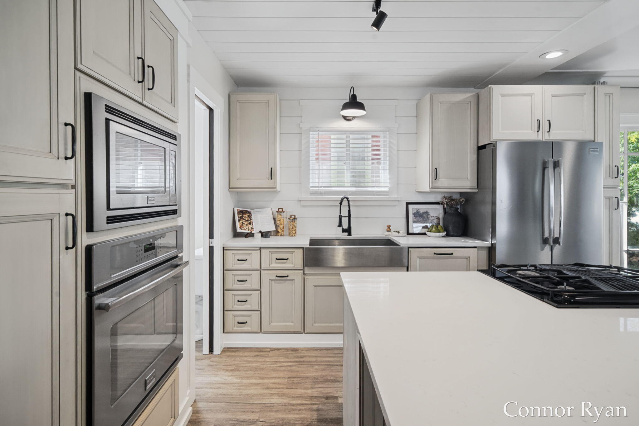 1362 Columbia Avenue NE Grand Rapids MI 49505
