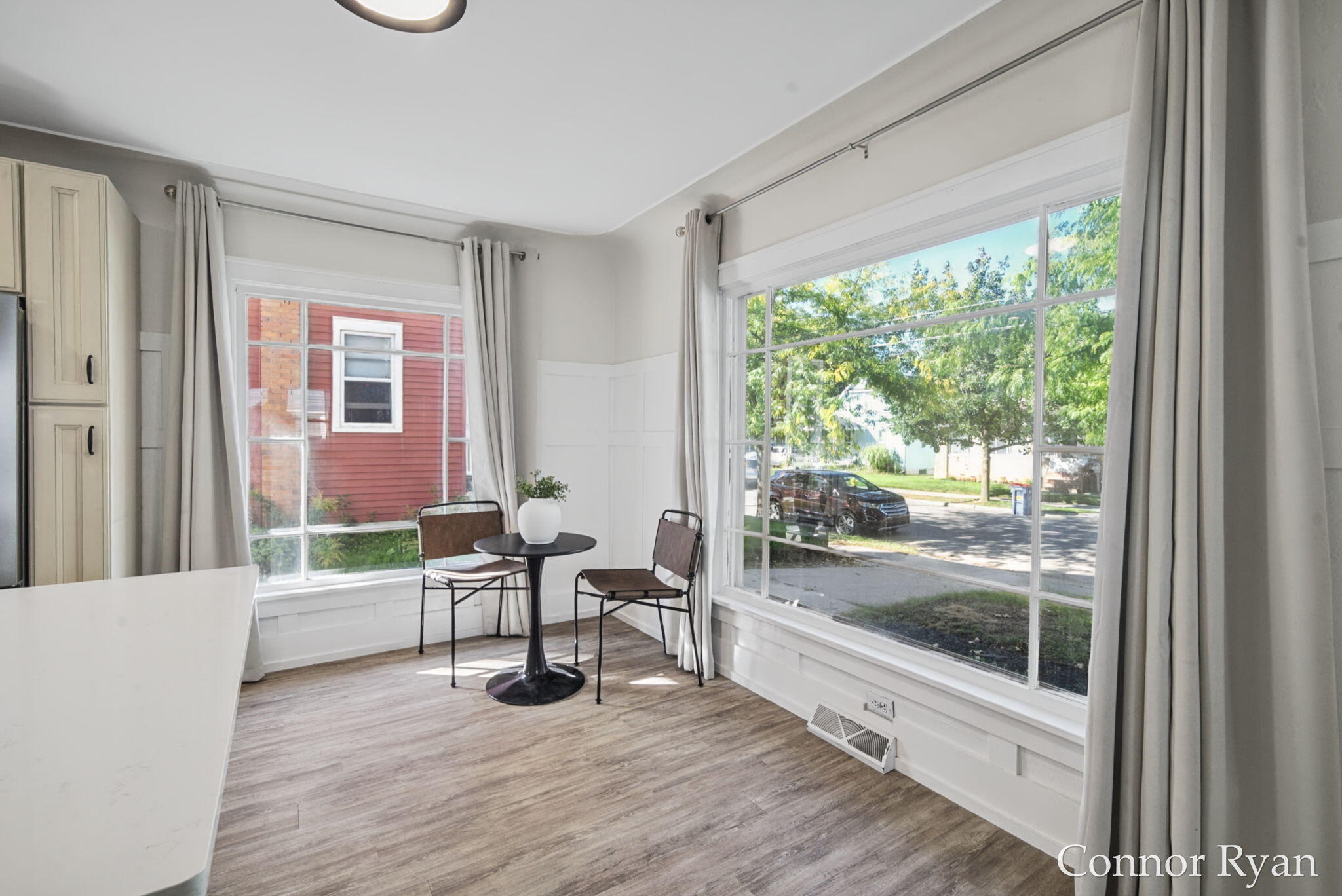 1362 Columbia Avenue NE Grand Rapids MI 49505