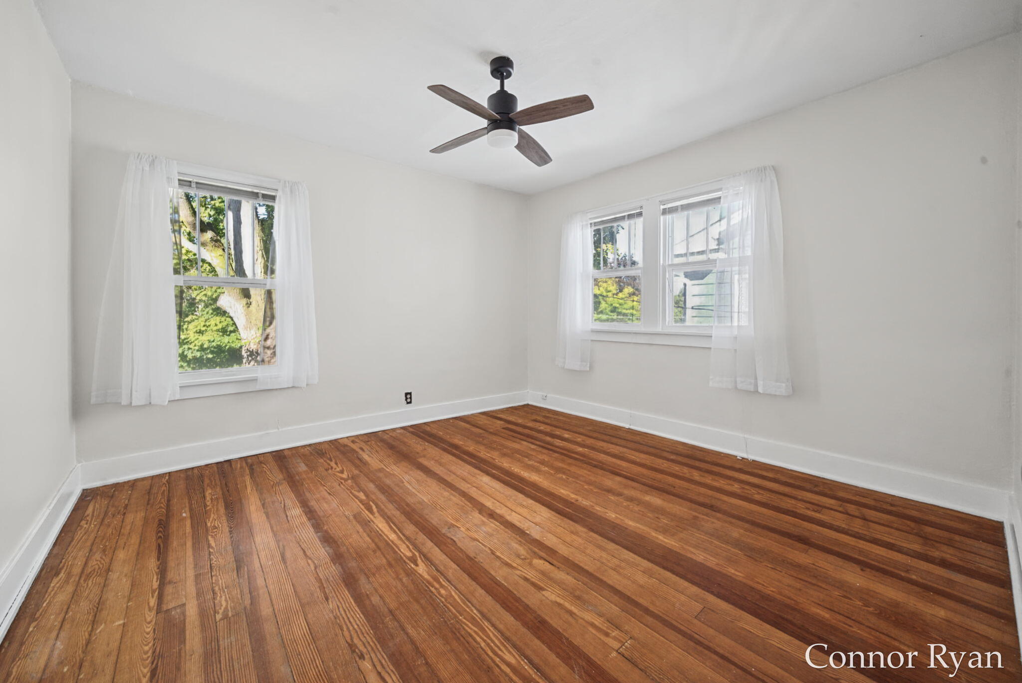 1362 Columbia Avenue NE Grand Rapids MI 49505