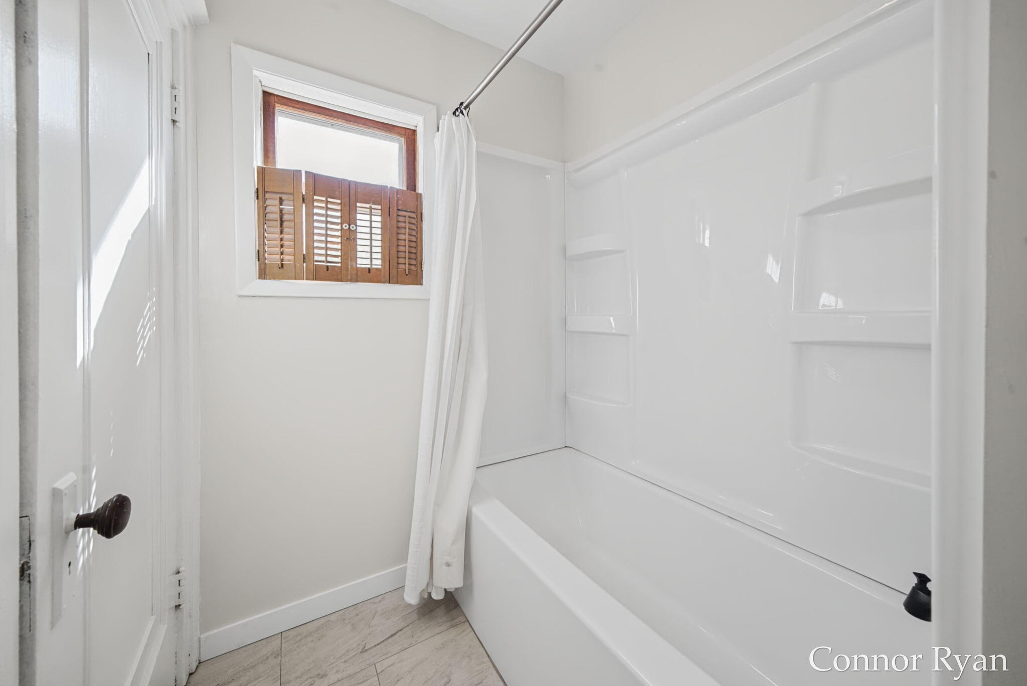 1362 Columbia Avenue NE Grand Rapids MI 49505