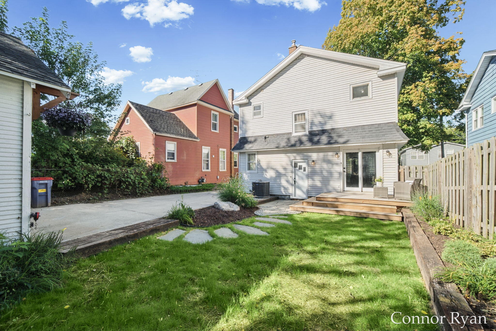 1362 Columbia Avenue NE Grand Rapids MI 49505