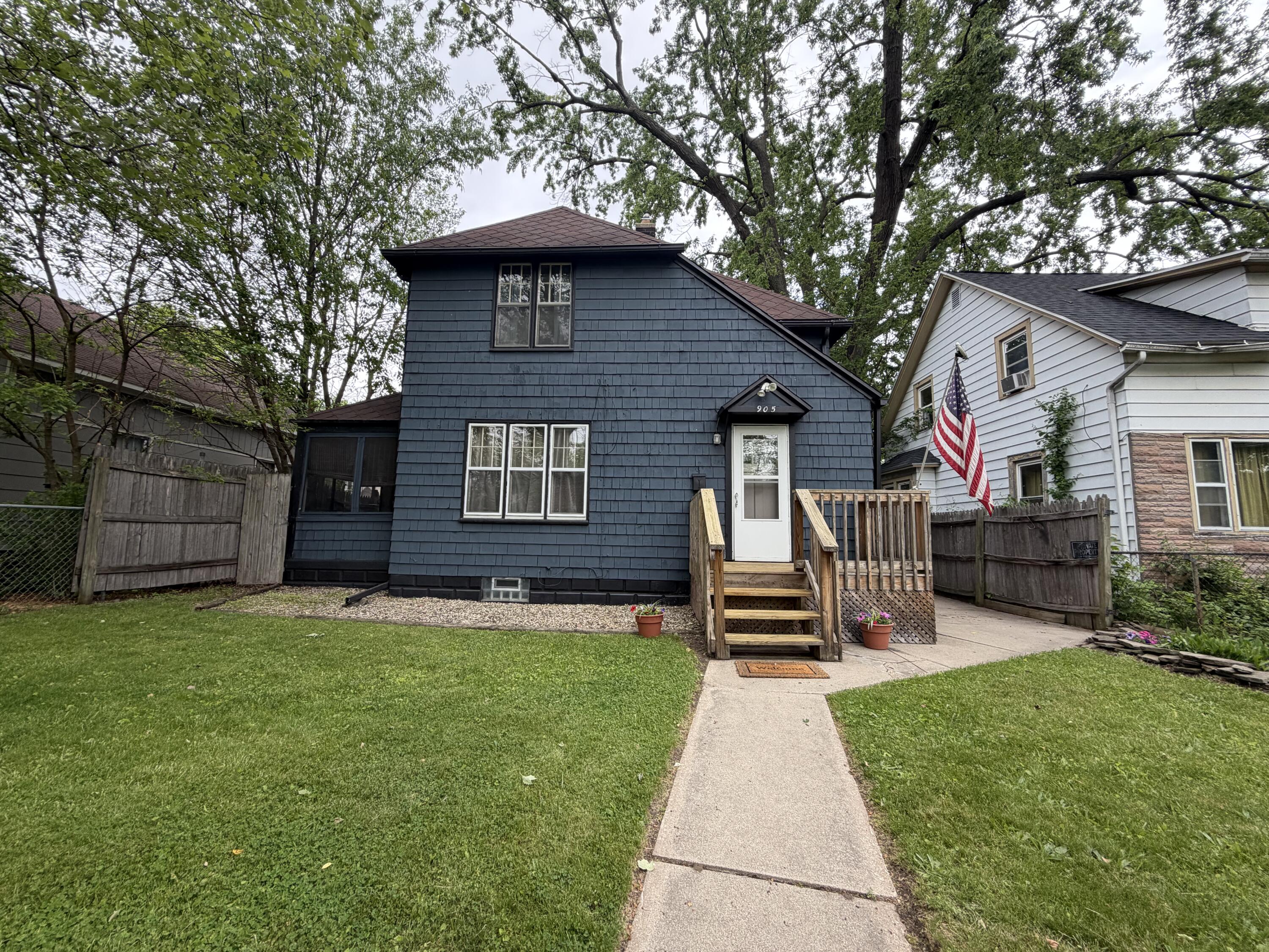 905 Bryant Street Kalamazoo MI 49001
