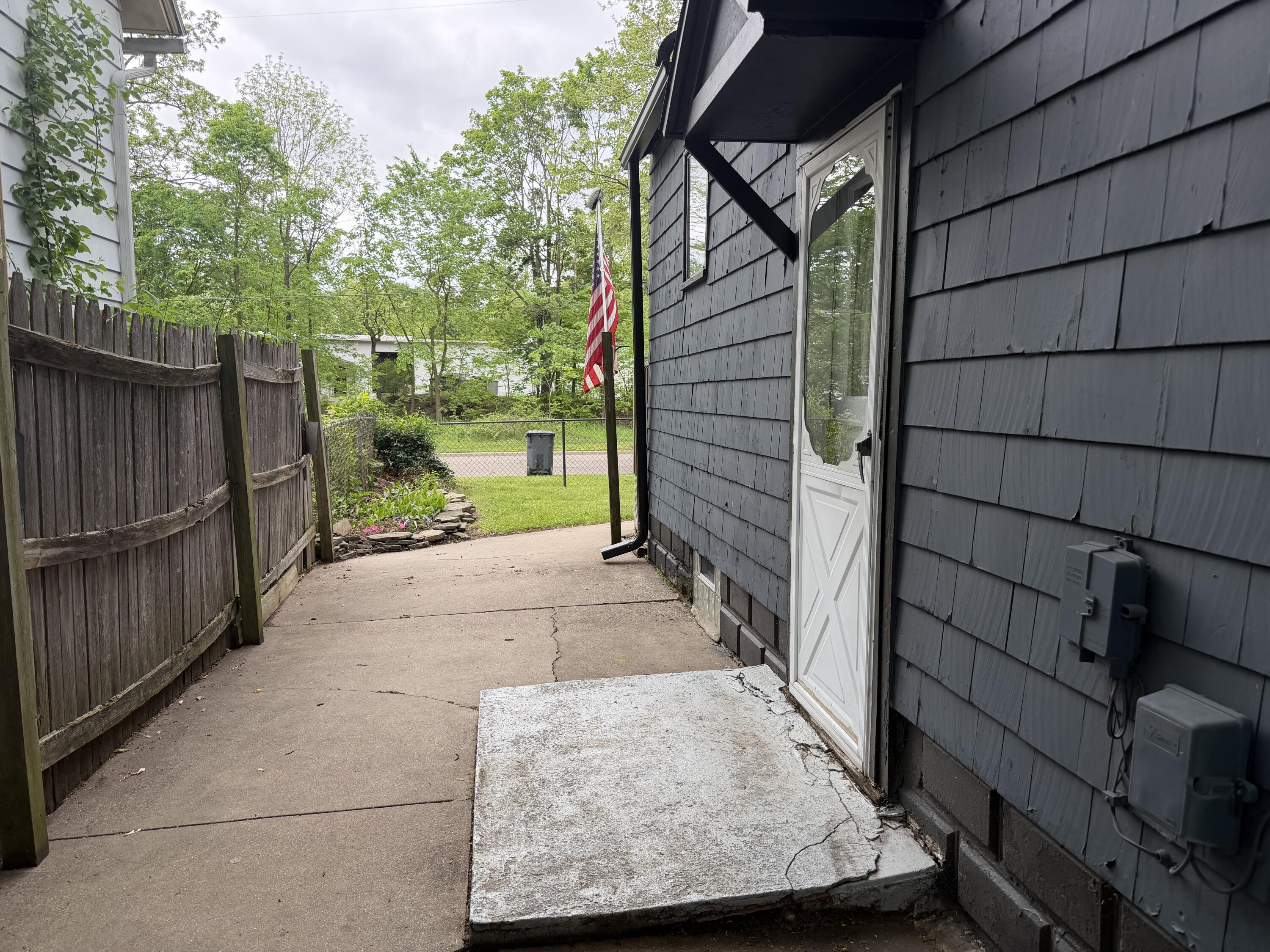 905 Bryant Street Kalamazoo MI 49001