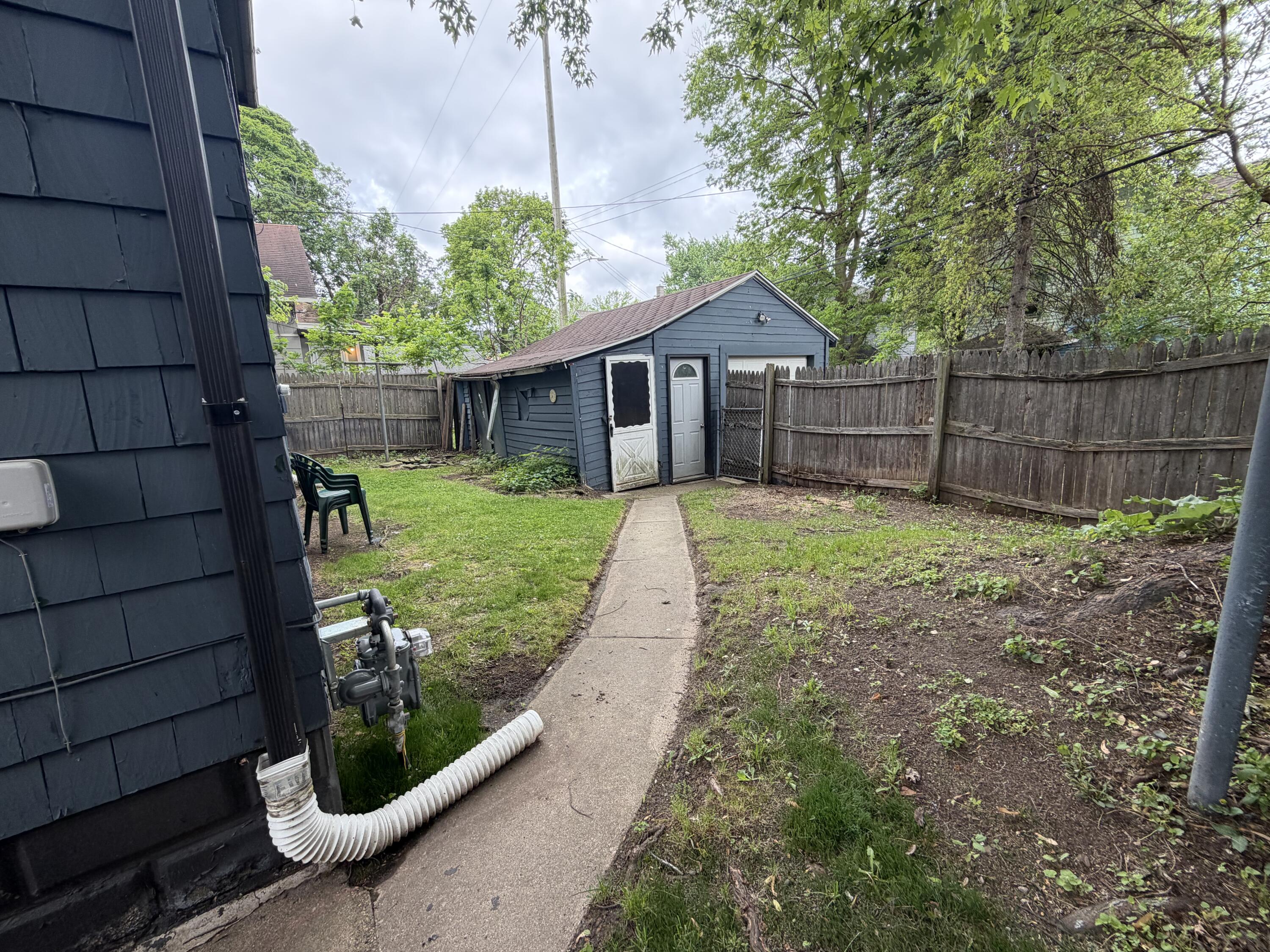905 Bryant Street Kalamazoo MI 49001