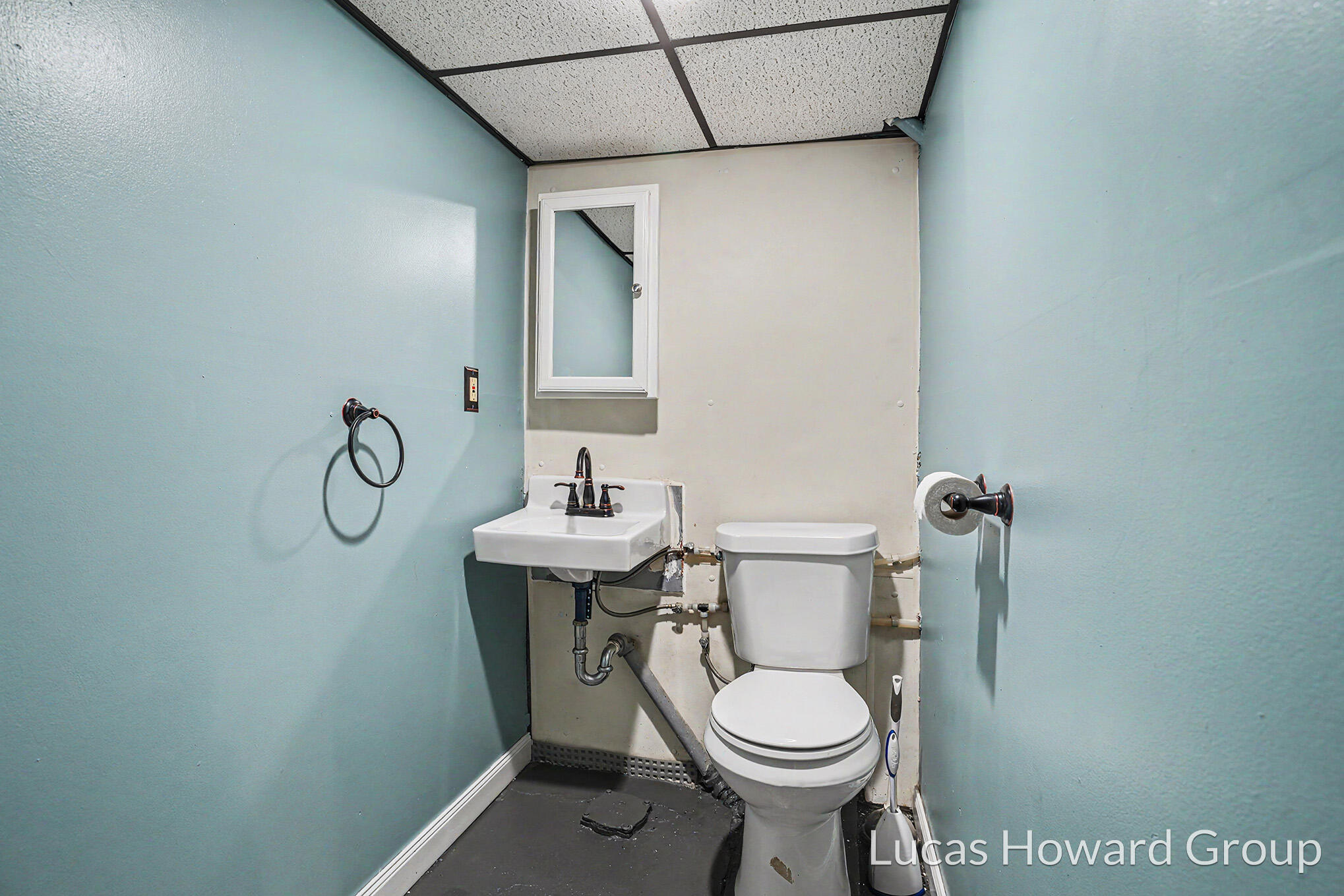 1222 Cambridge Drive Kalamazoo MI 49001