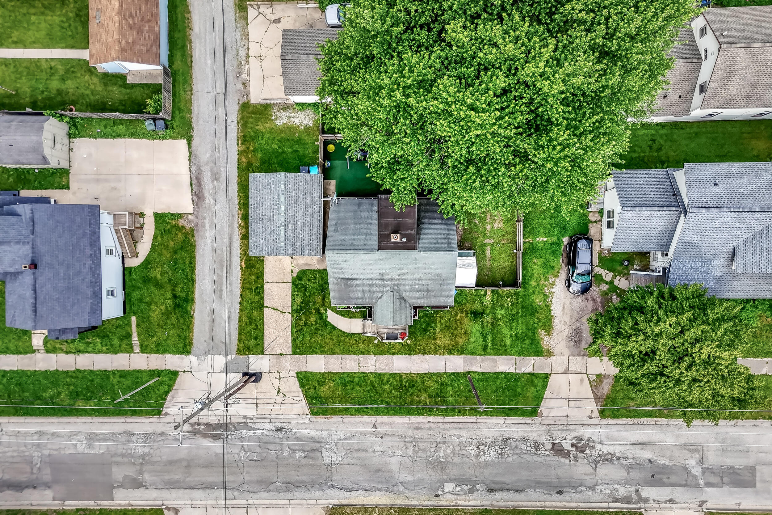 1451 Barclay Street Muskegon MI 49441