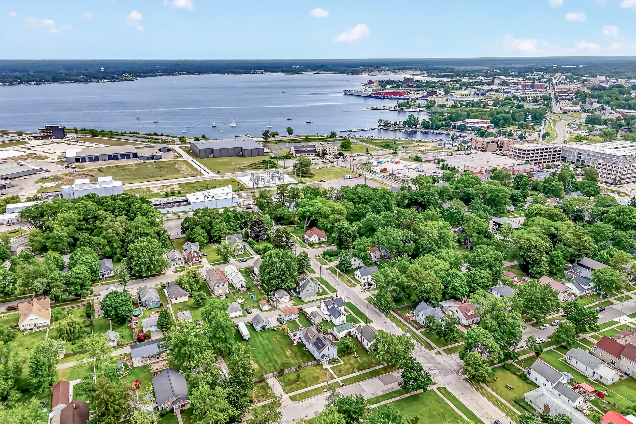 1451 Barclay Street Muskegon MI 49441