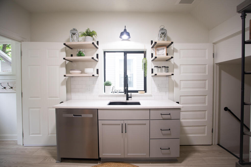 1138 Thomas Street SE Grand Rapids MI 49506