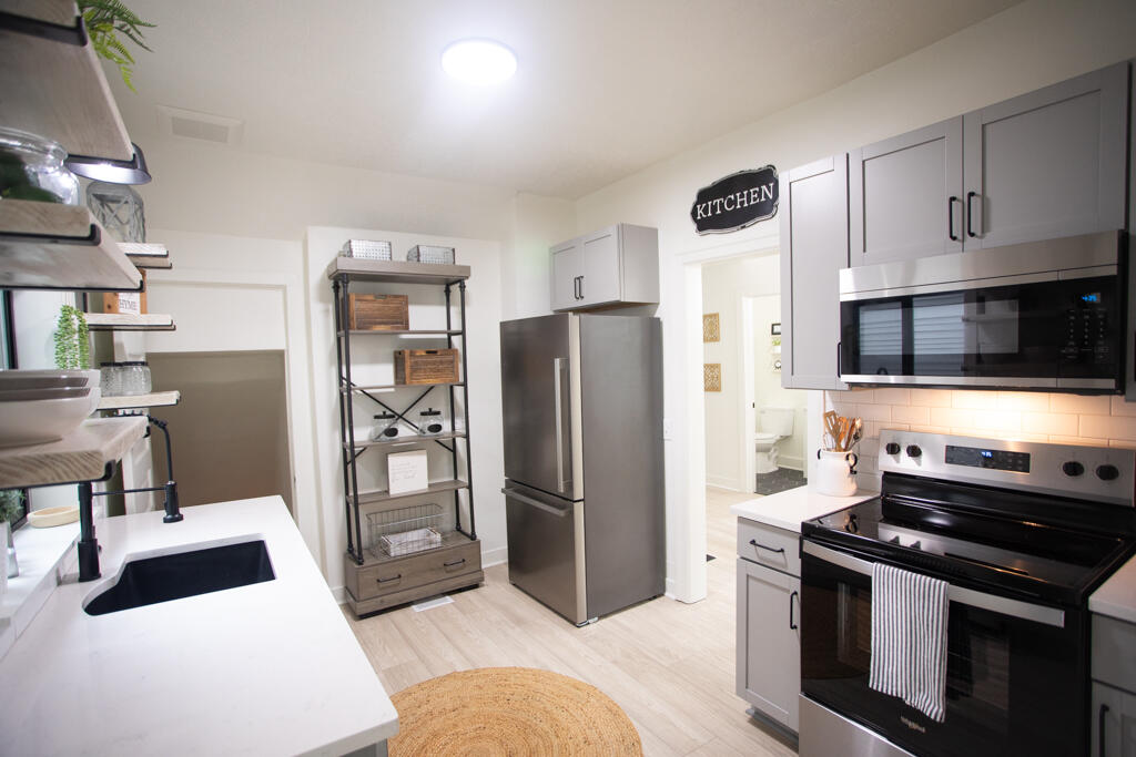 1138 Thomas Street SE Grand Rapids MI 49506