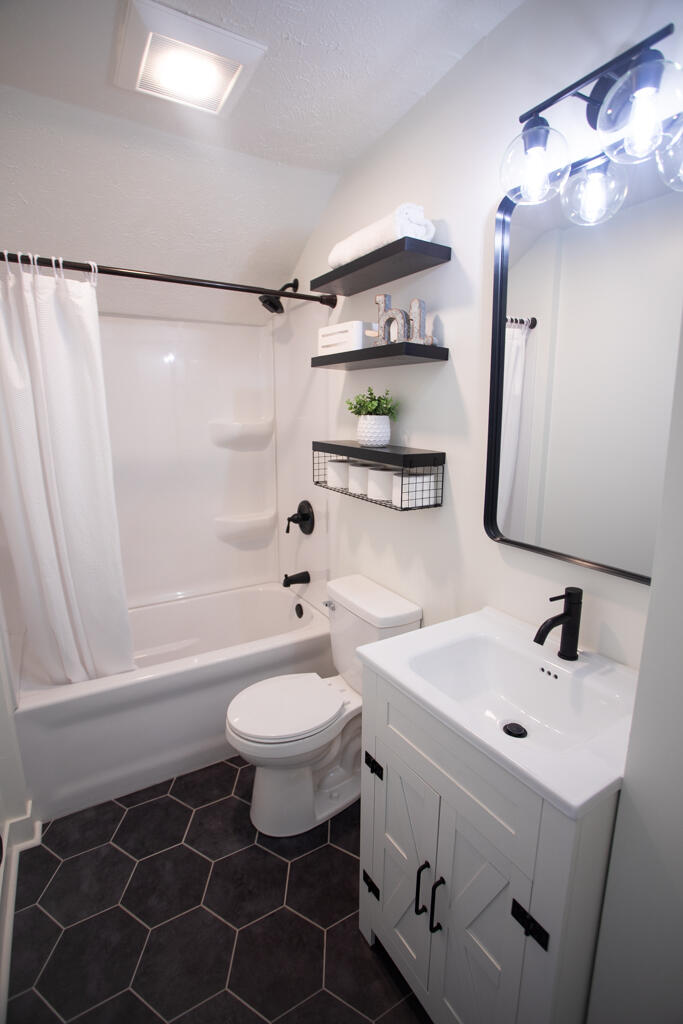 1138 Thomas Street SE Grand Rapids MI 49506