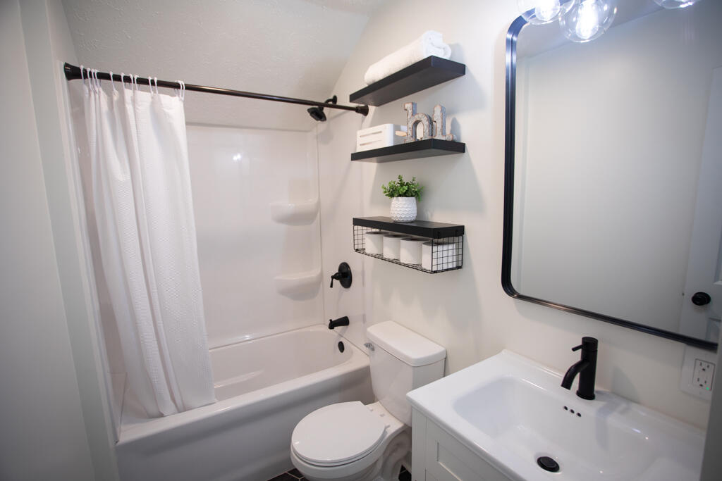 1138 Thomas Street SE Grand Rapids MI 49506