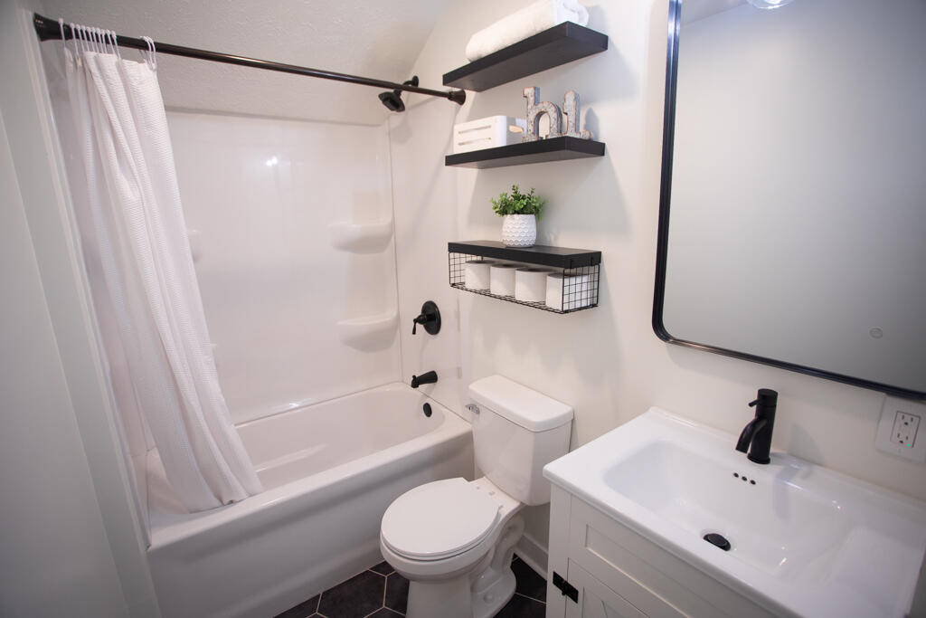 1138 Thomas Street SE Grand Rapids MI 49506