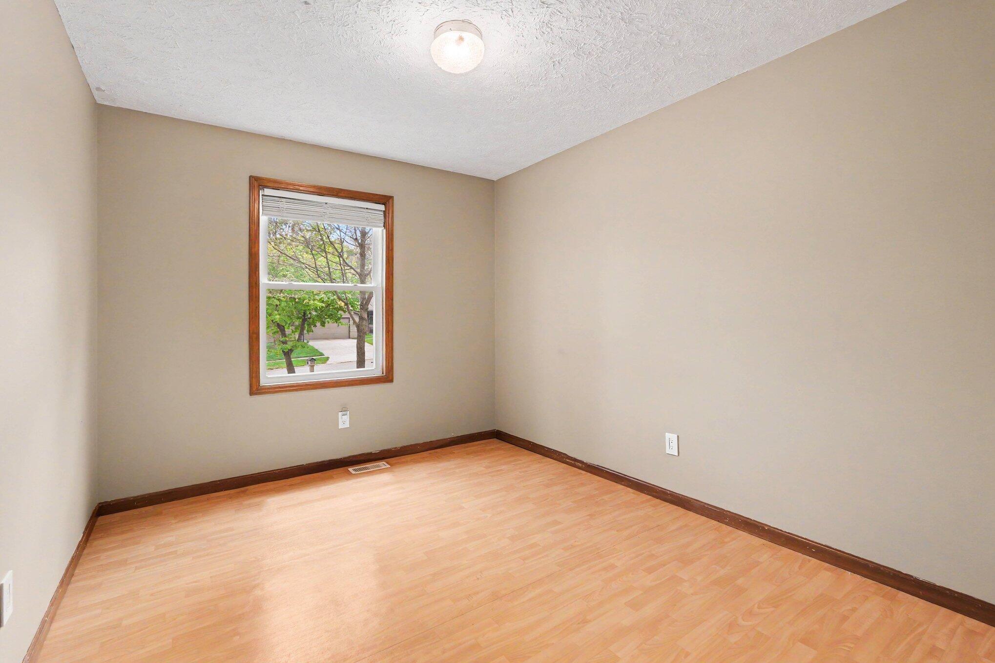 177 Glen Eagle Drive NE Rockford MI 49341