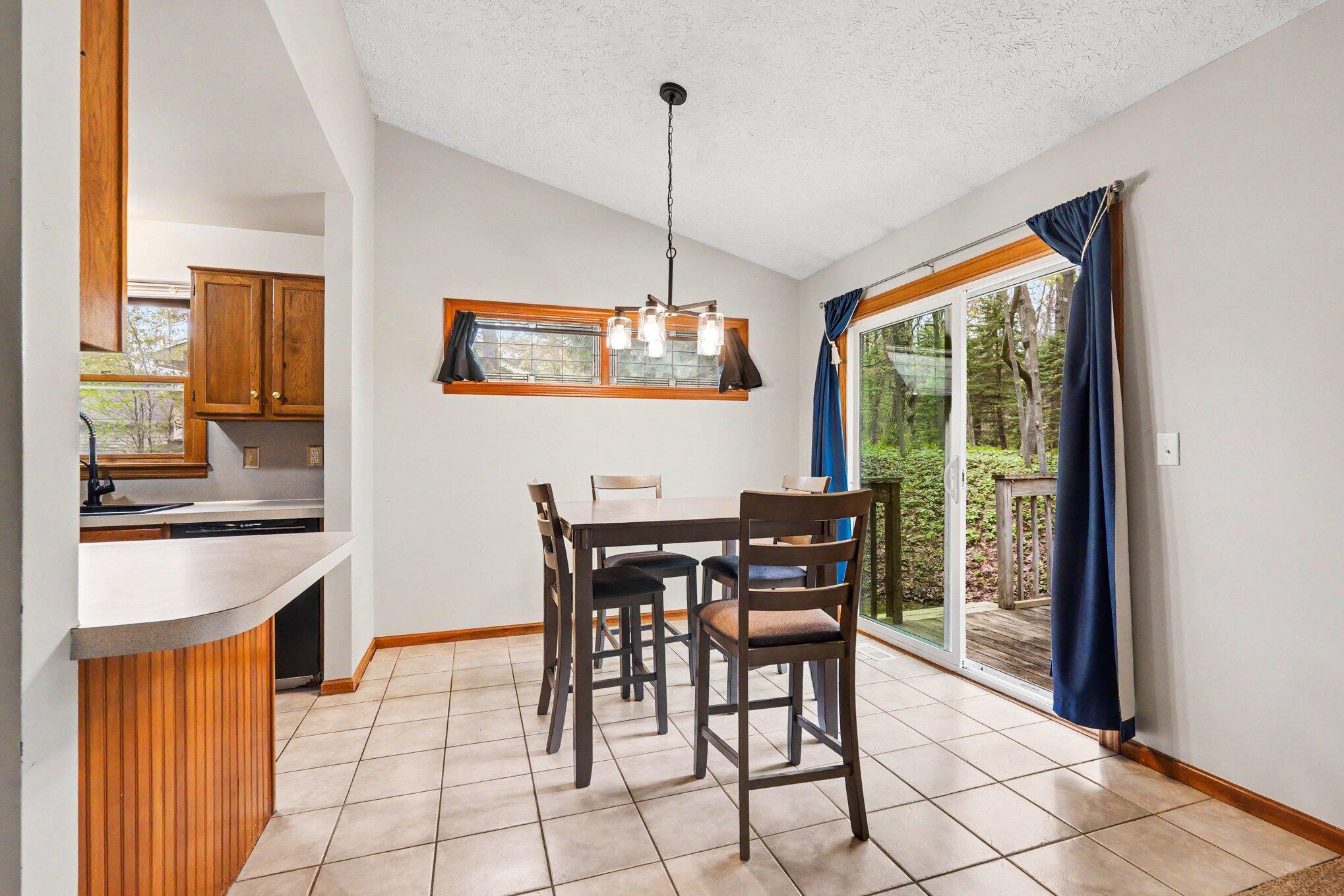 177 Glen Eagle Drive NE Rockford MI 49341