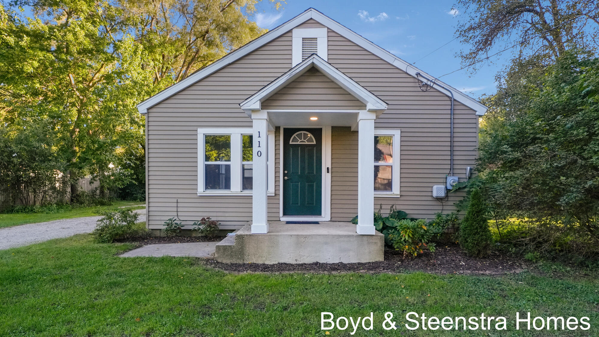 110 Peony Street SW Grand Rapids MI 49548
