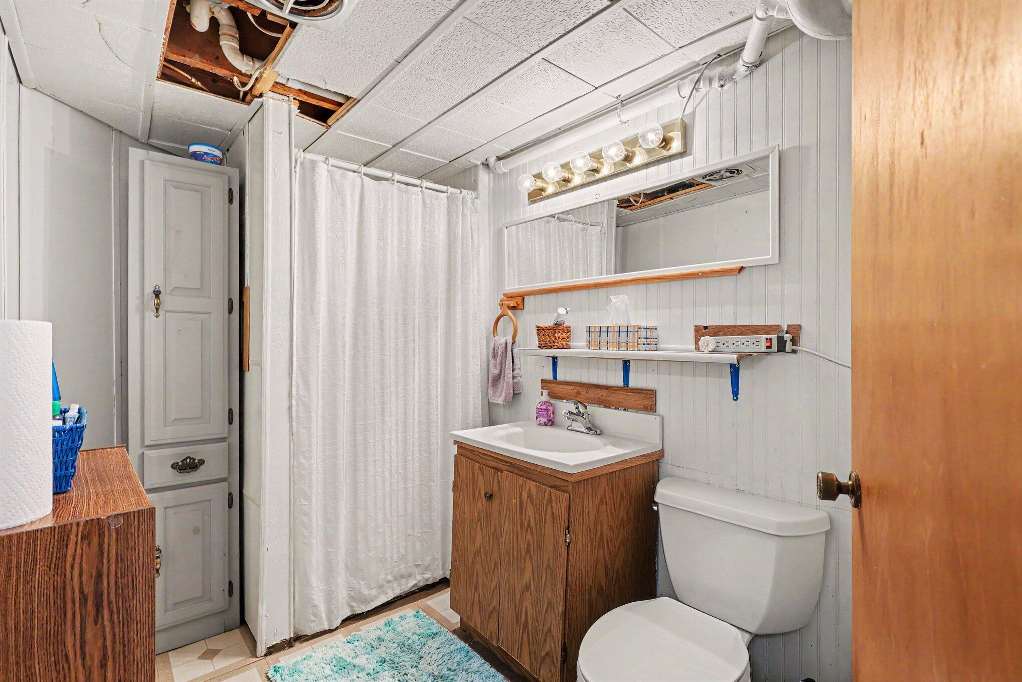 2351 Southwood Avenue Norton Shores MI 49441