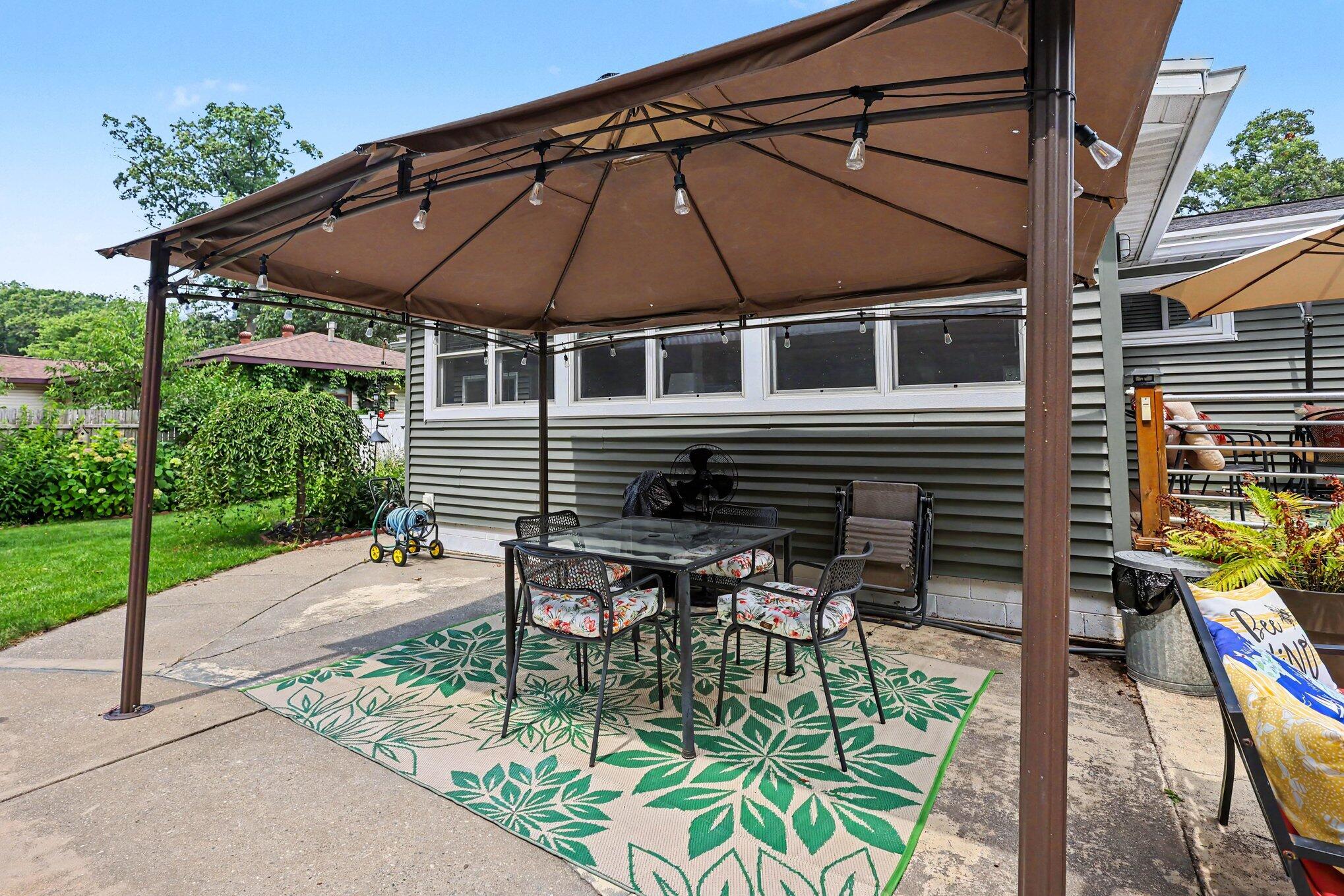 2351 Southwood Avenue Norton Shores MI 49441