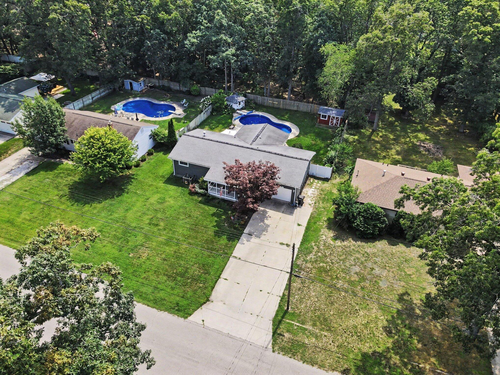 2351 Southwood Avenue Norton Shores MI 49441