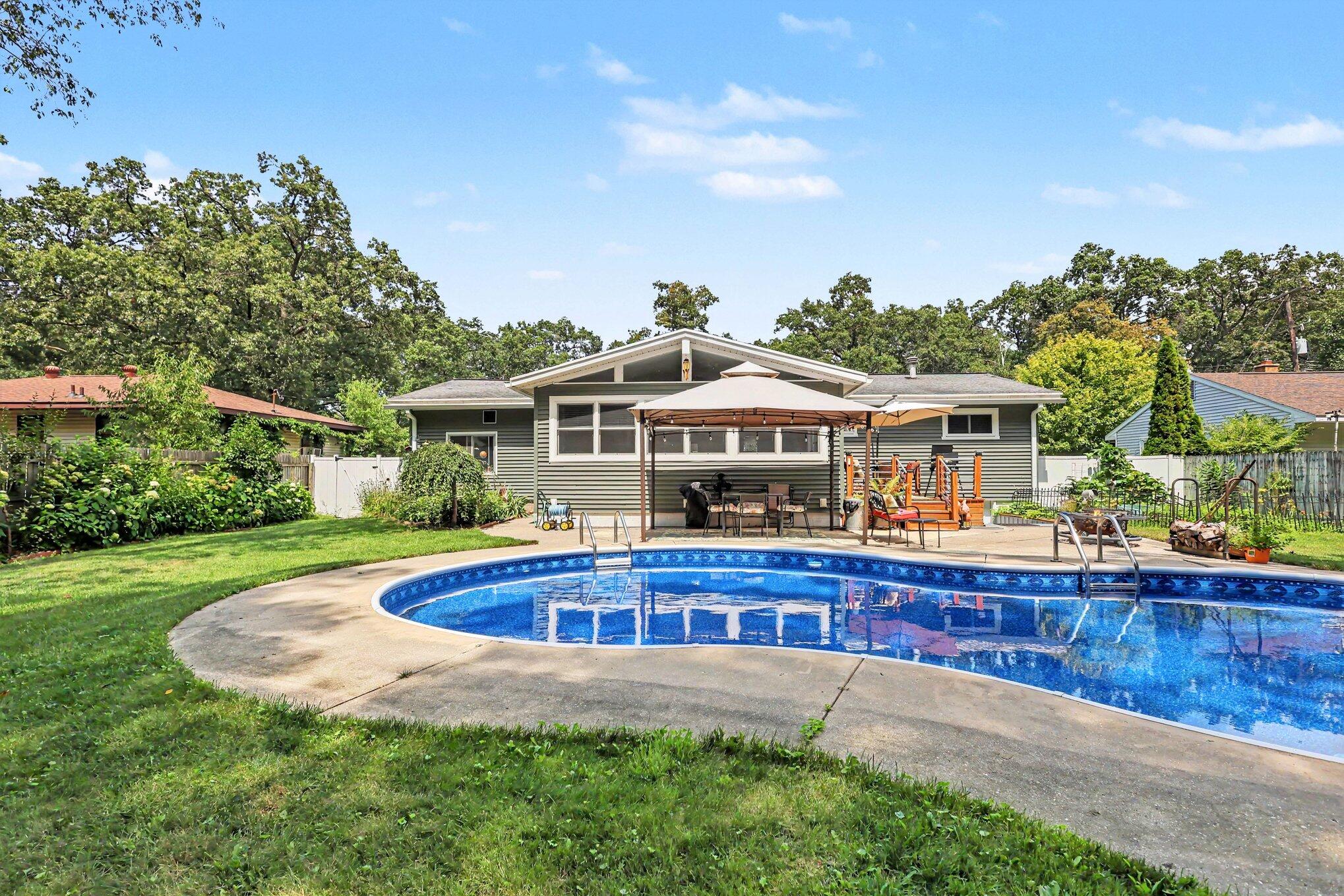 2351 Southwood Avenue Norton Shores MI 49441