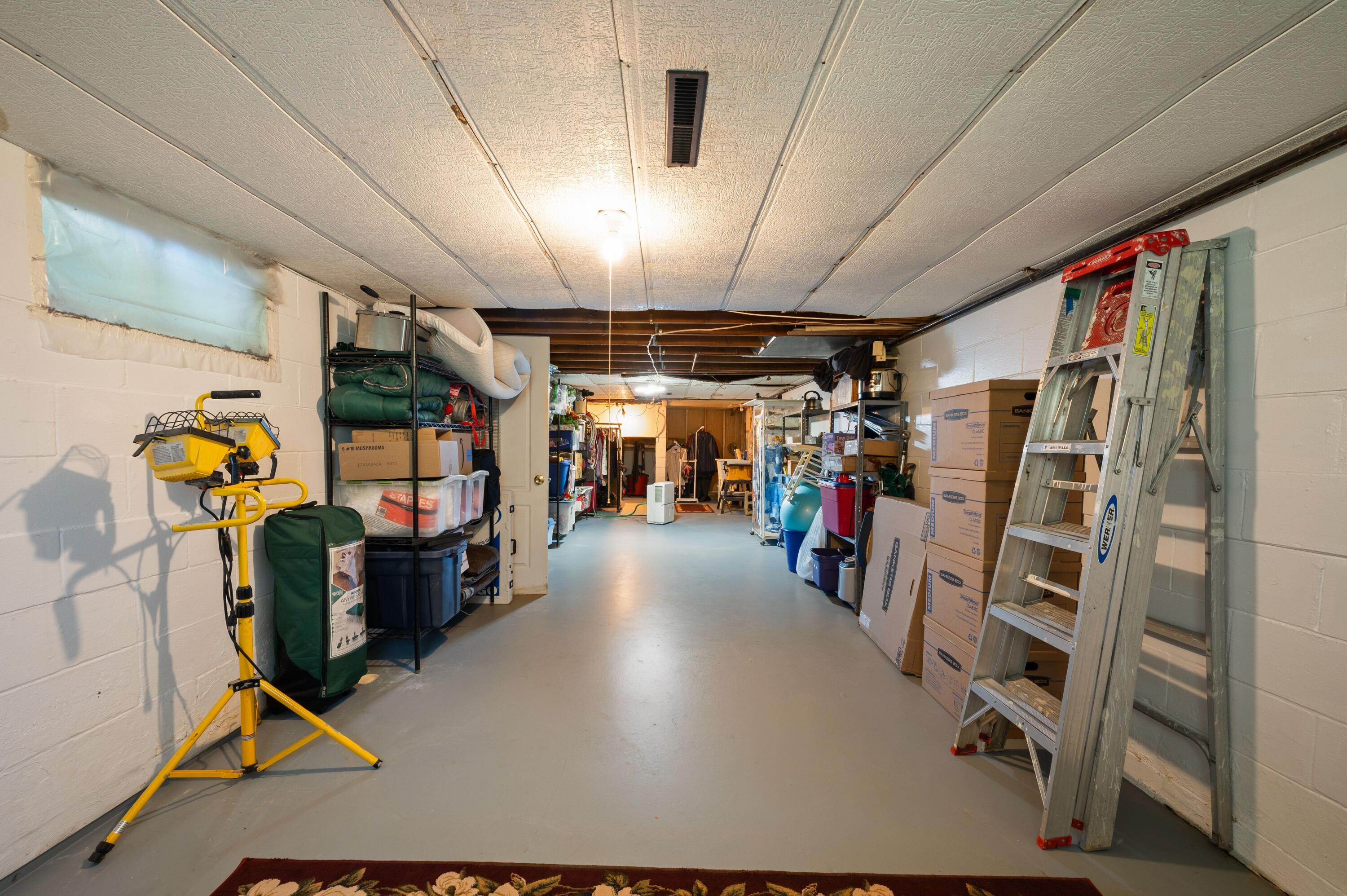 1864 Greenly Avenue Benton Harbor MI 49022
