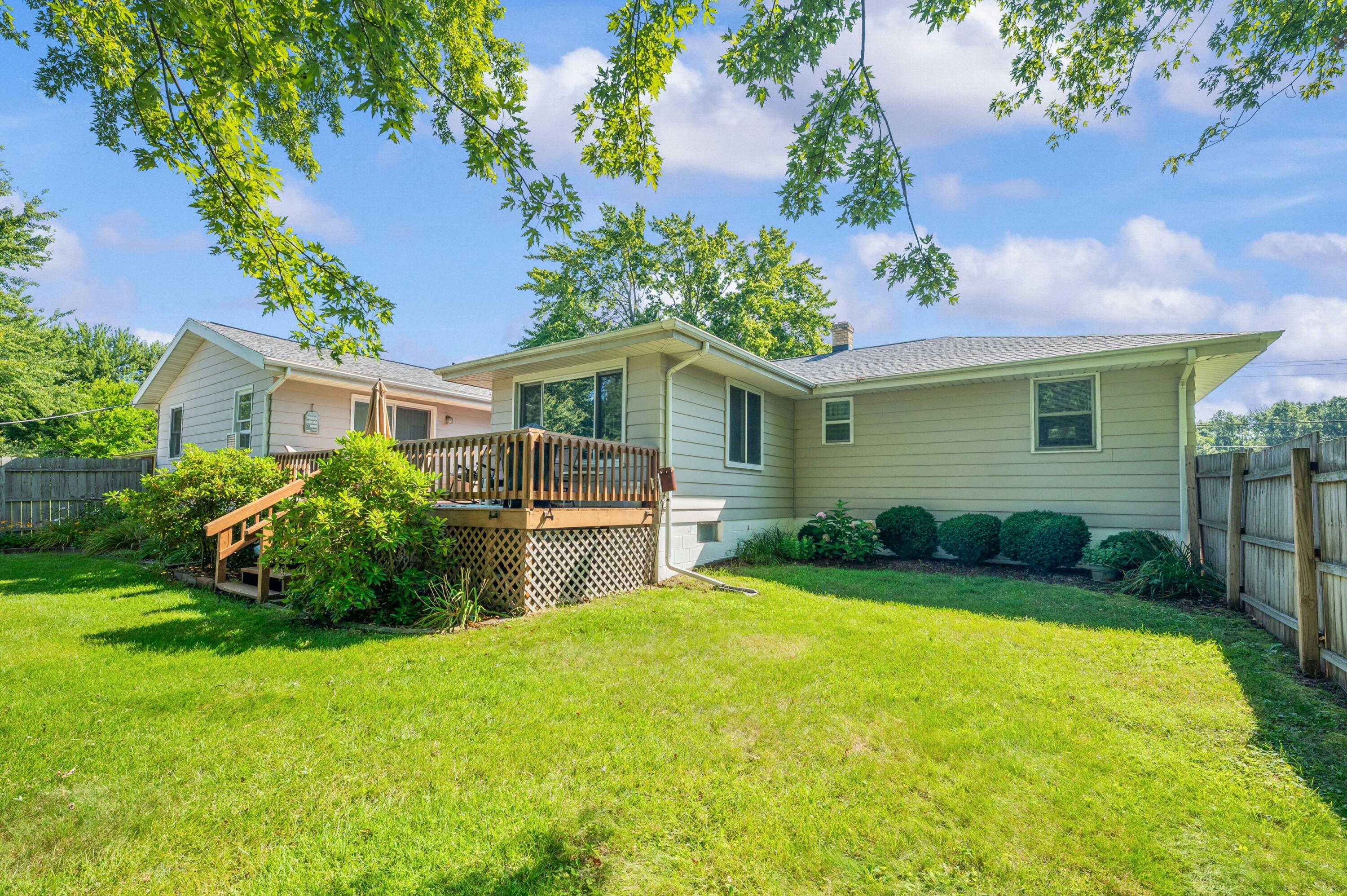 1864 Greenly Avenue Benton Harbor MI 49022