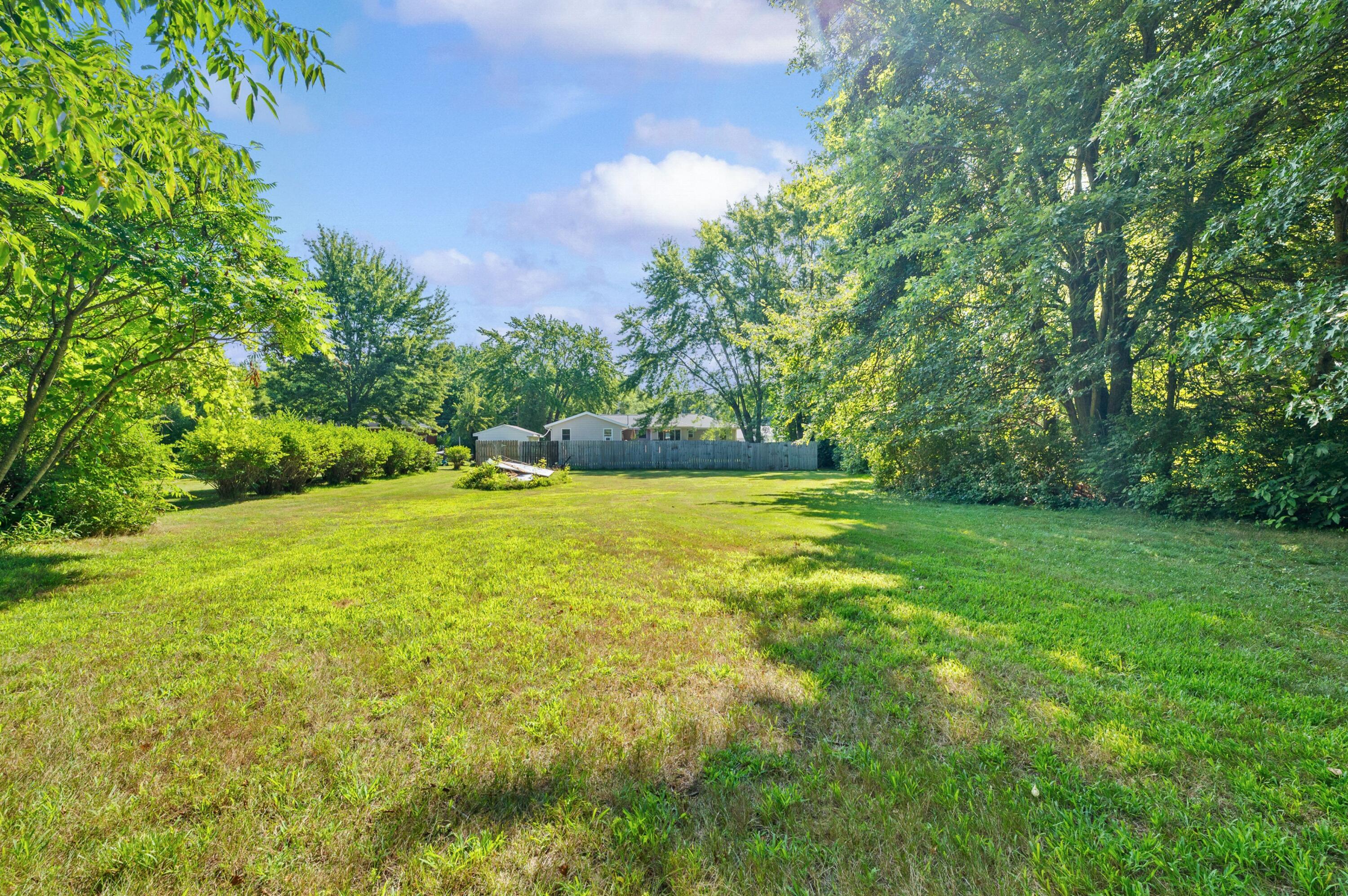 1864 Greenly Avenue Benton Harbor MI 49022