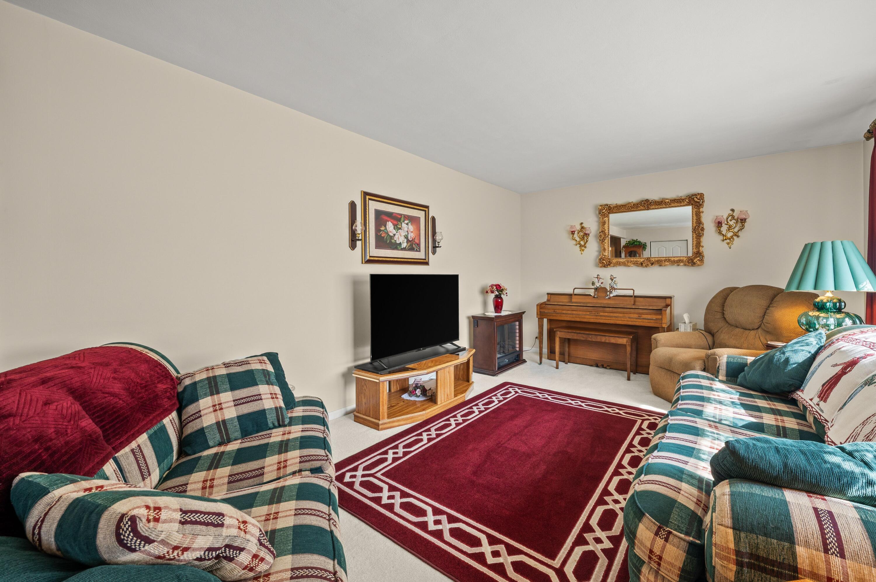 1864 Greenly Avenue Benton Harbor MI 49022