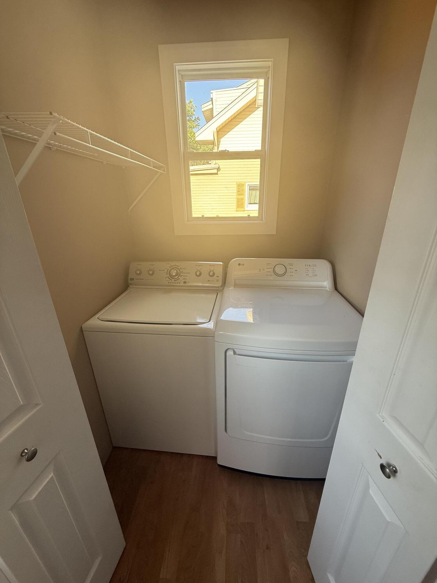 35 E 20th Street Holland MI 49423