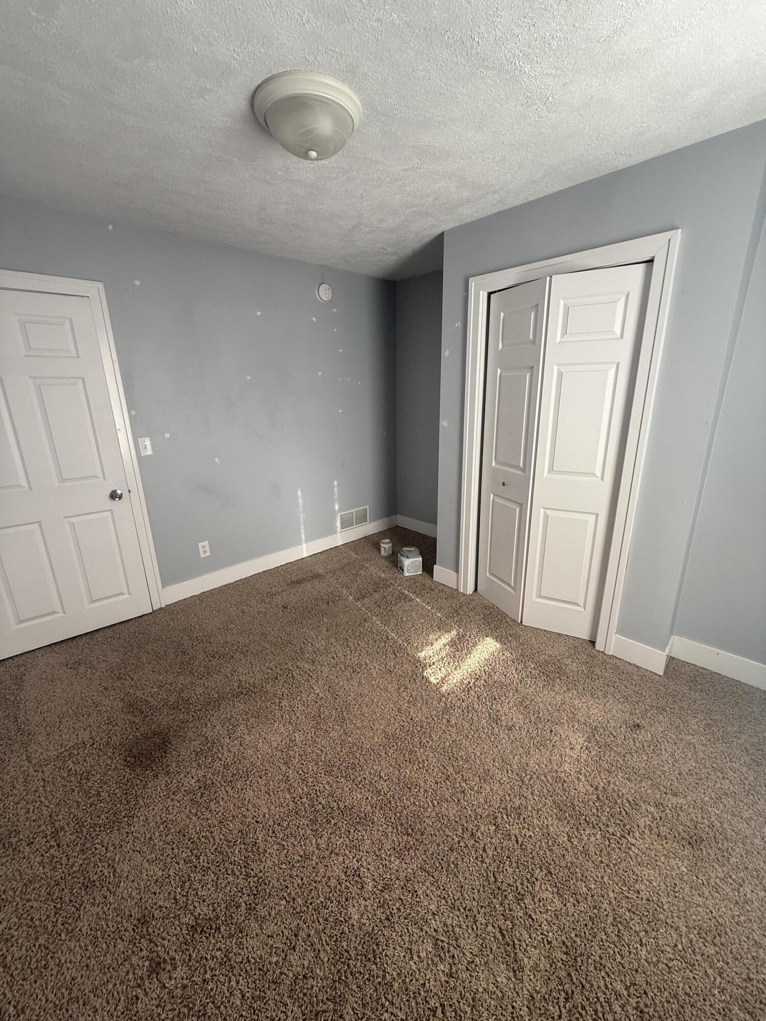 35 E 20th Street Holland MI 49423