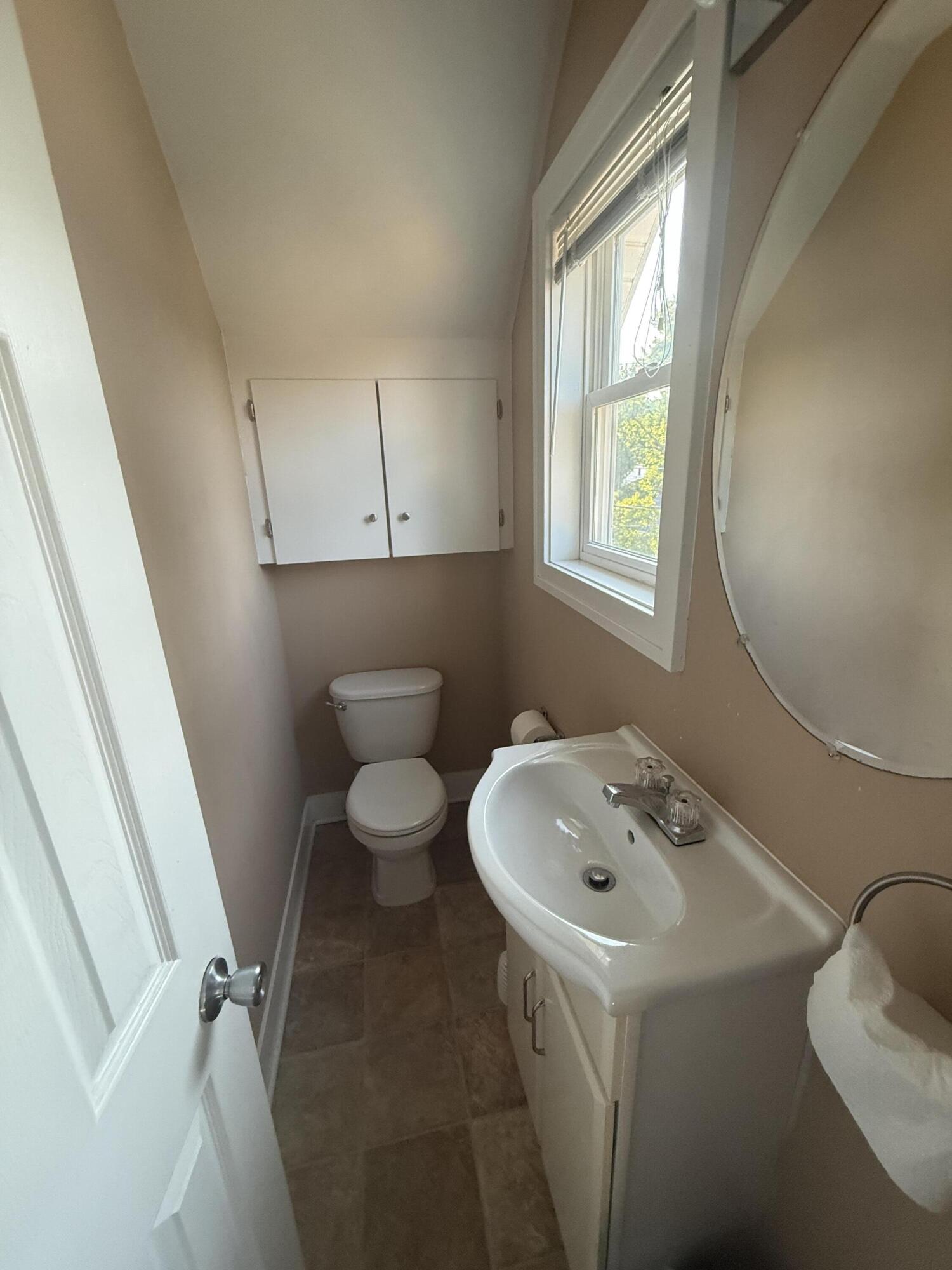 35 E 20th Street Holland MI 49423