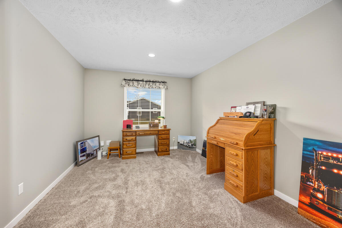 5221 Hollow Lane Holland MI 49423