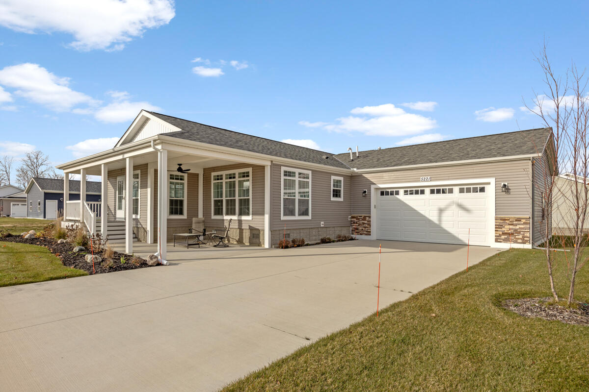 5221 Hollow Lane Holland MI 49423