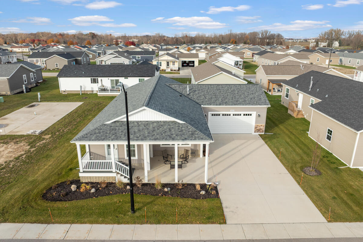 5221 Hollow Lane Holland MI 49423