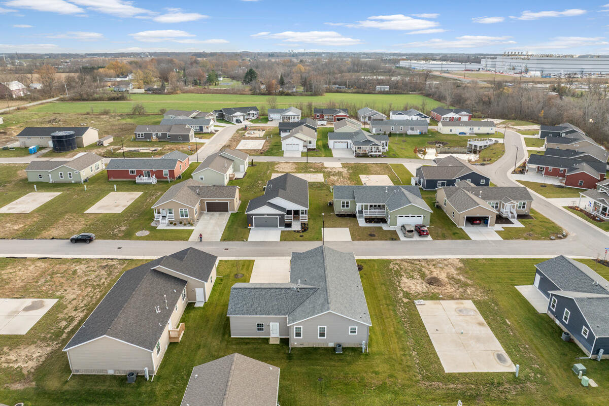 5221 Hollow Lane Holland MI 49423