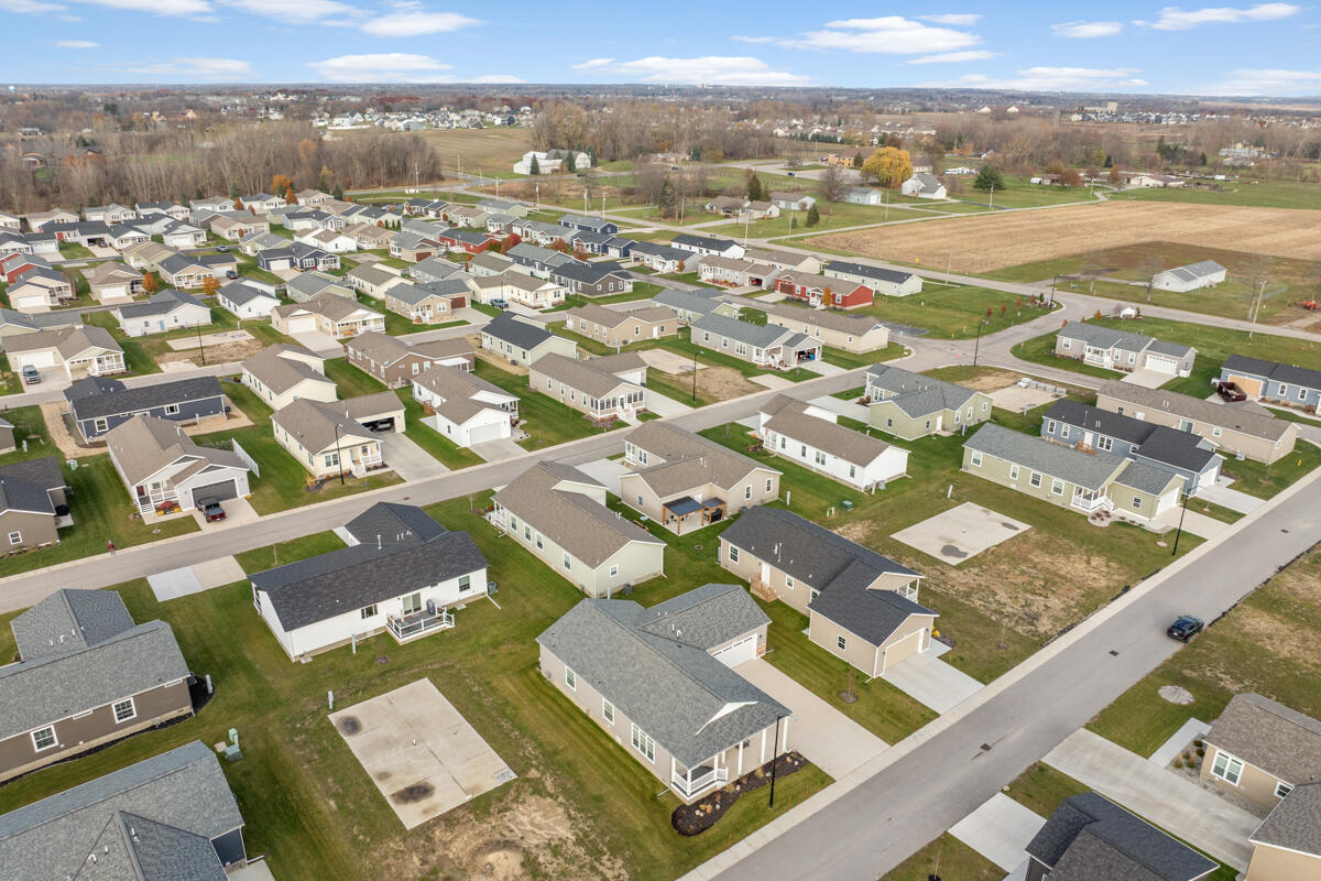 5221 Hollow Lane Holland MI 49423