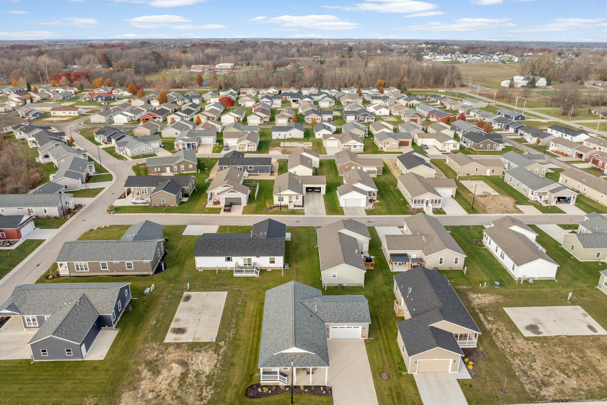5221 Hollow Lane Holland MI 49423