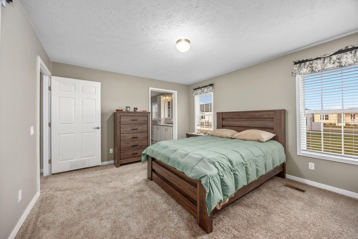 5221 Hollow Lane Holland MI 49423